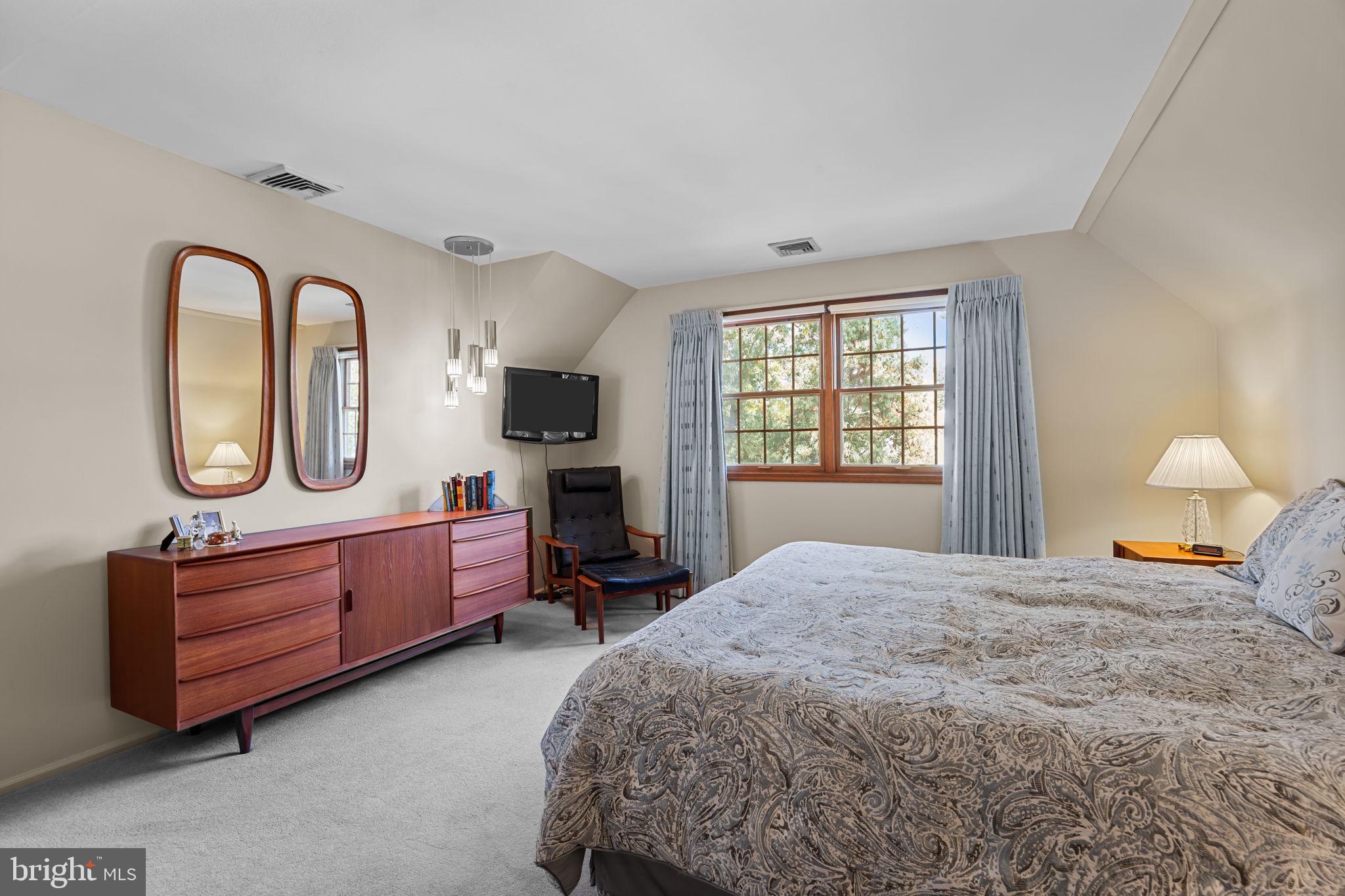 CARRIAGE HILL - Residential