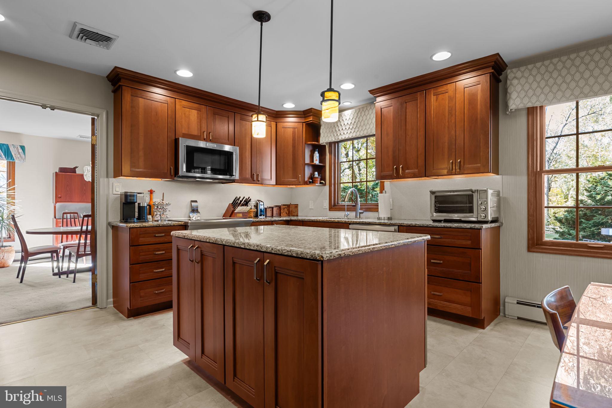 CARRIAGE HILL - Residential