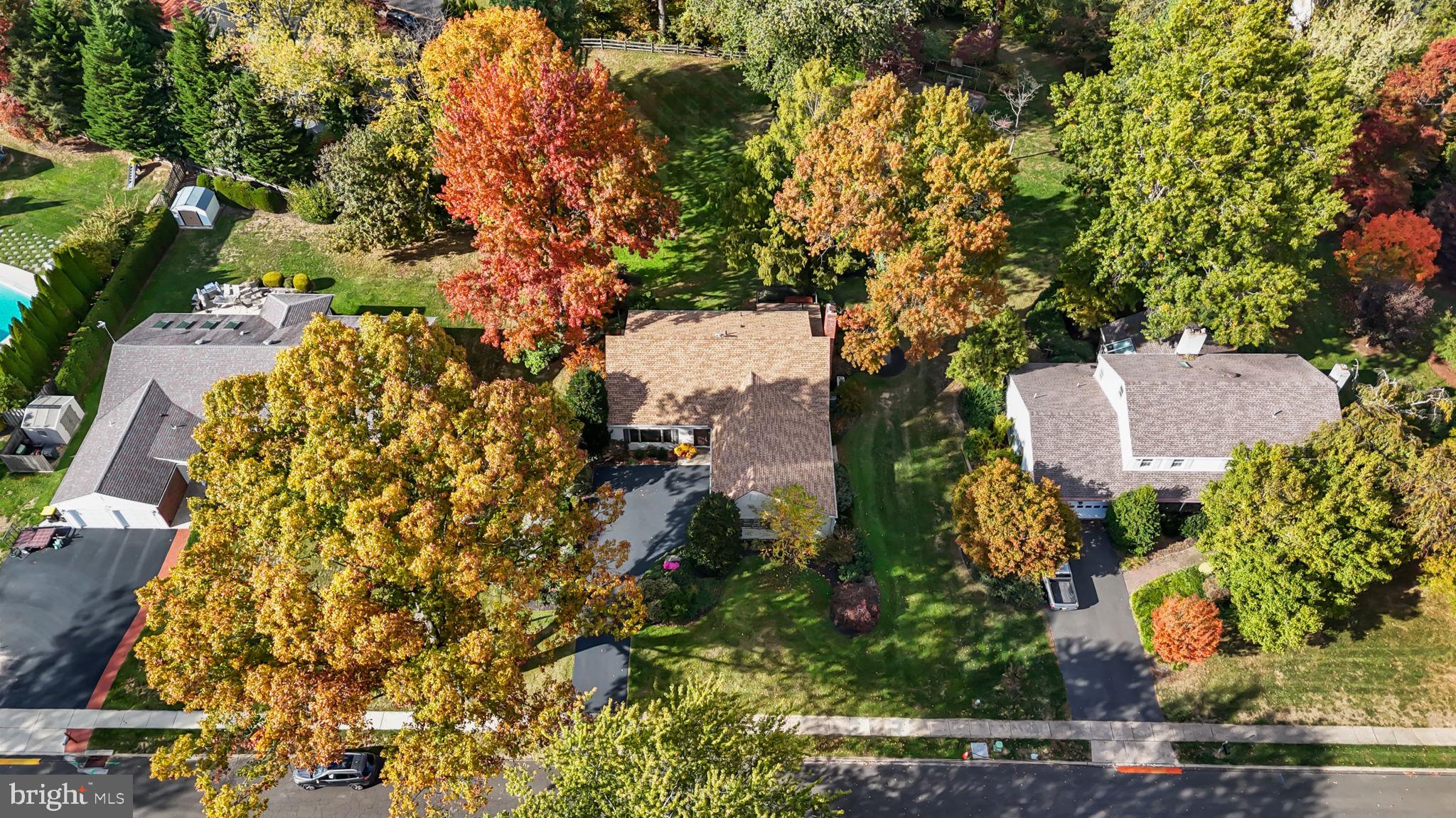 CARRIAGE HILL - Residential