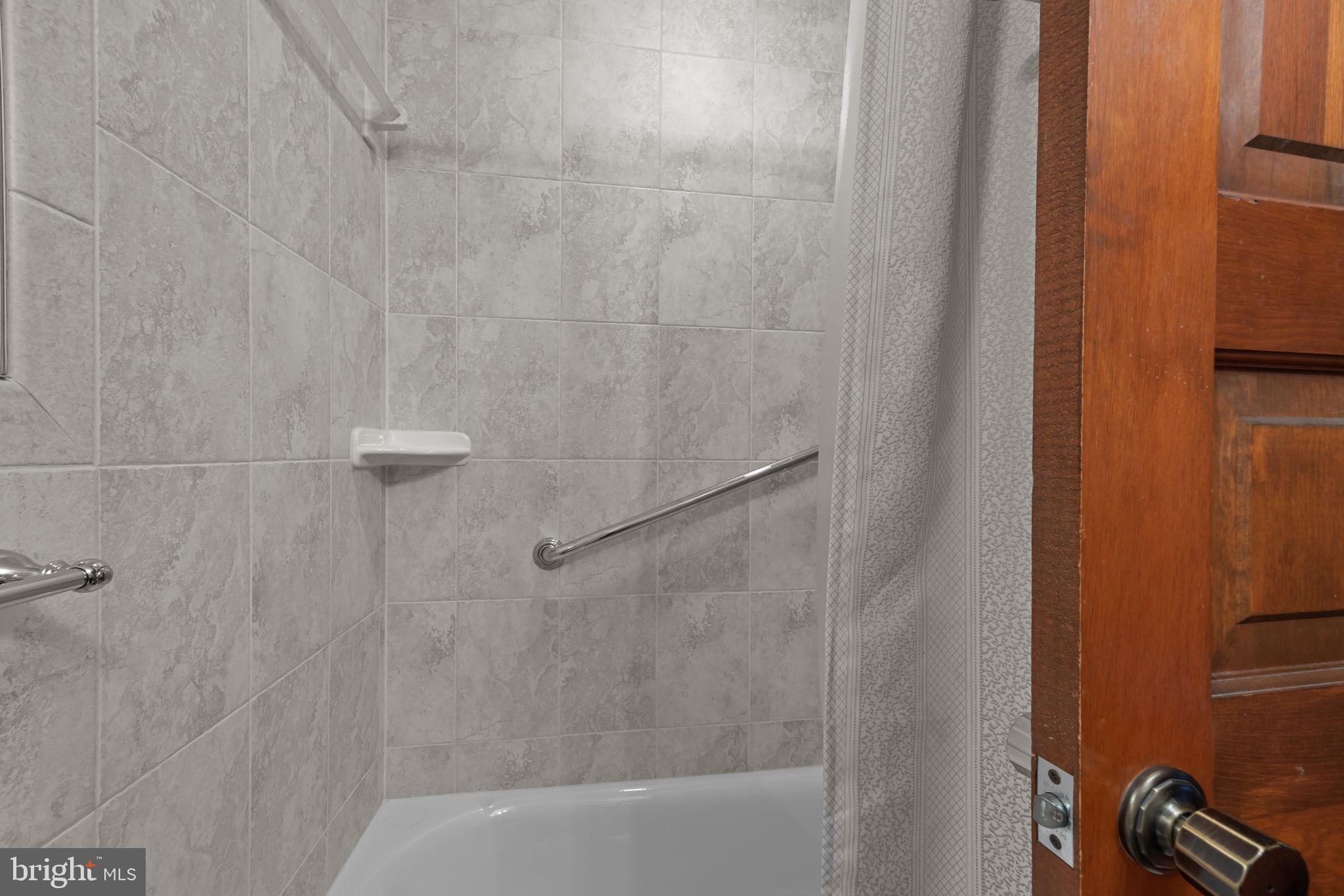 CARRIAGE HILL - Residential