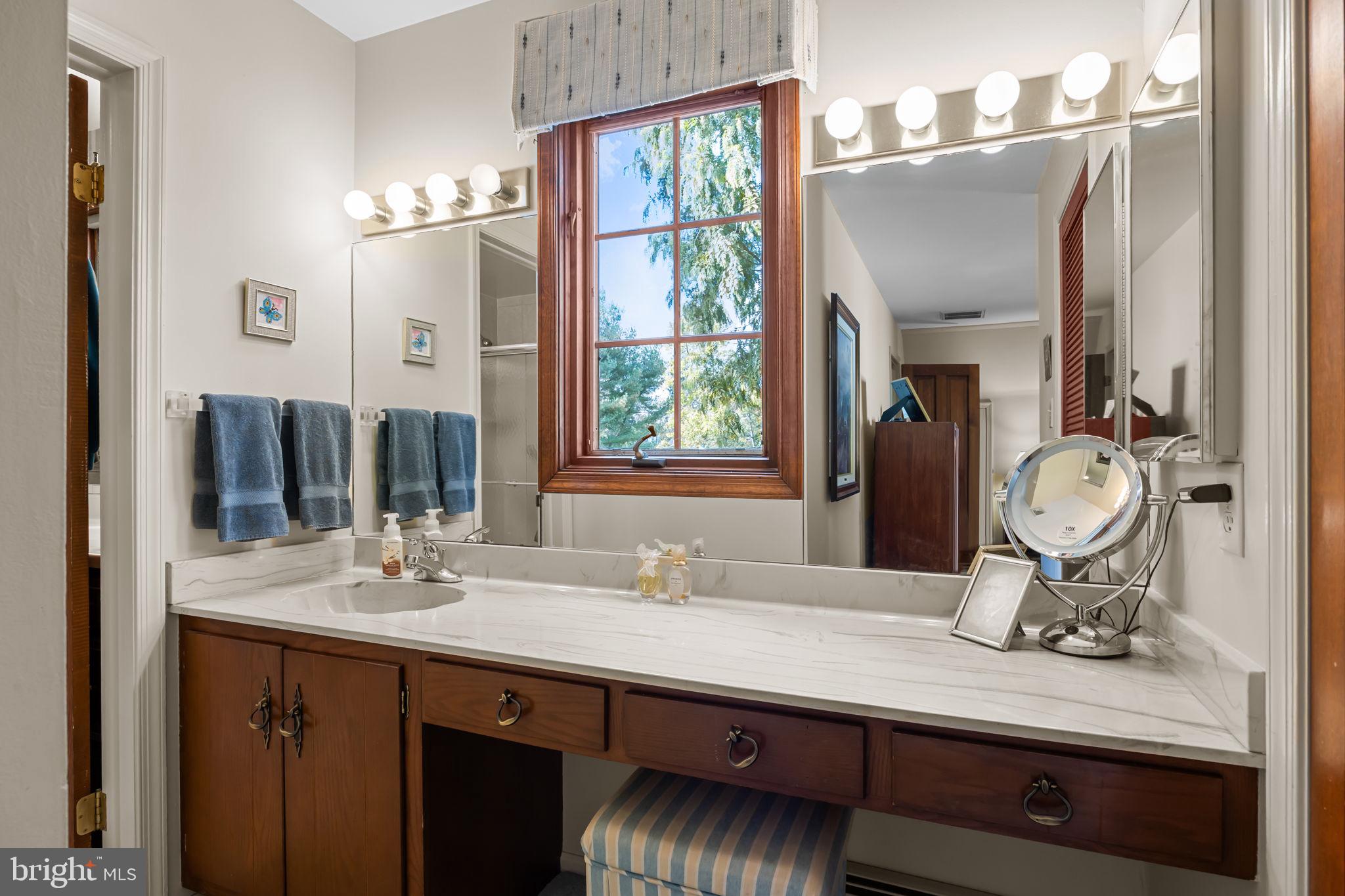 CARRIAGE HILL - Residential