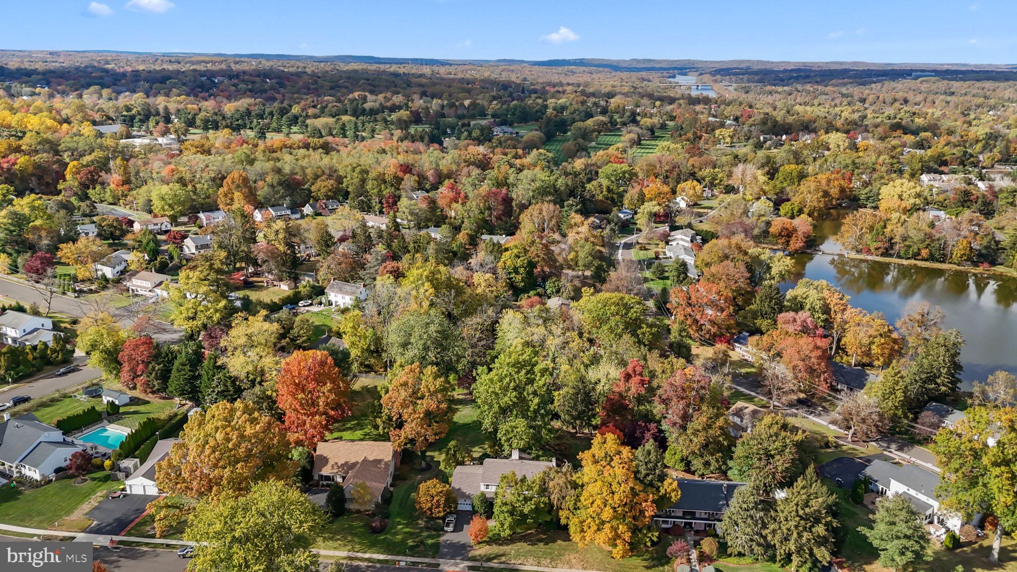 CARRIAGE HILL - Residential
