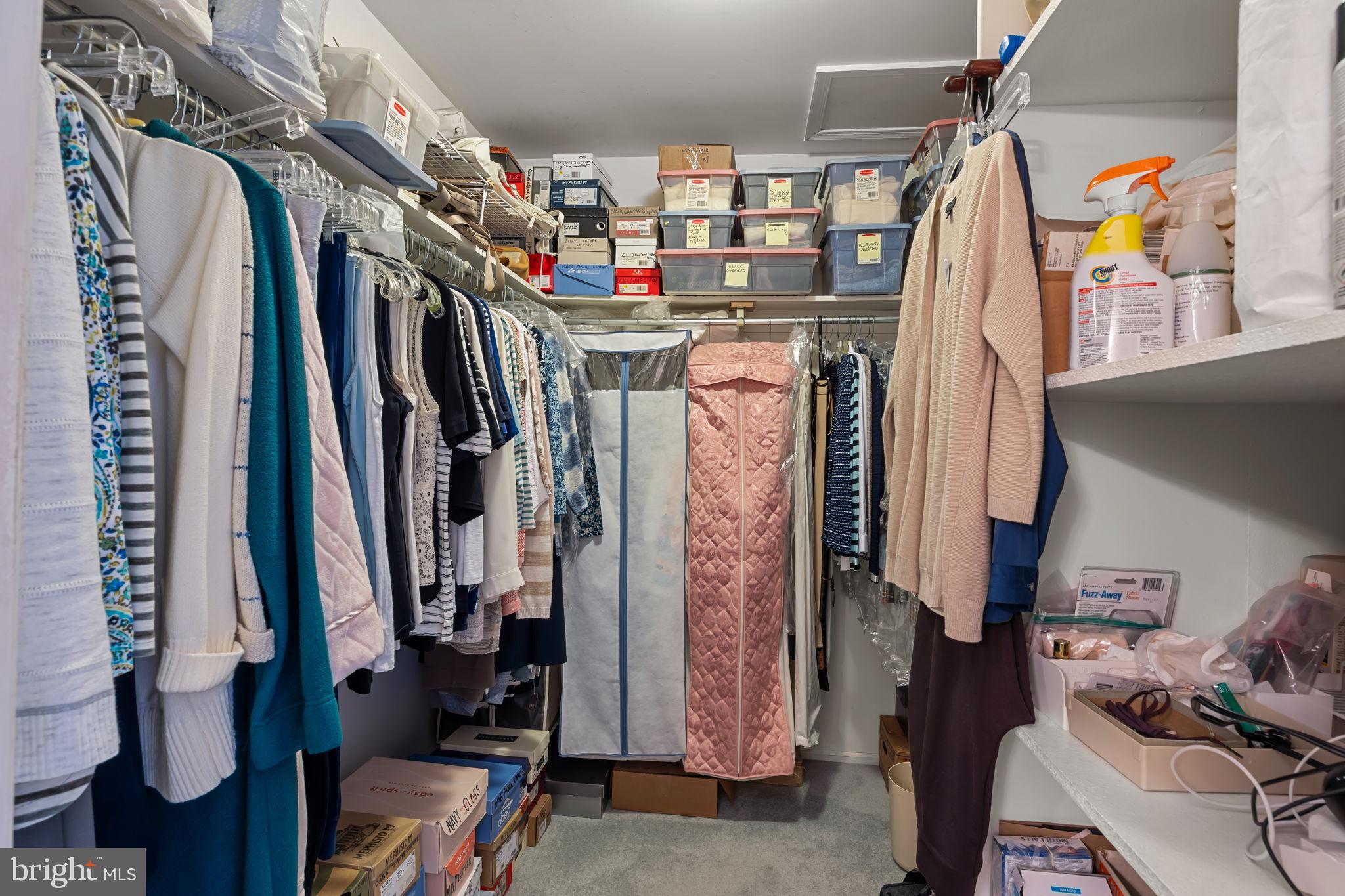 CARRIAGE HILL - Residential