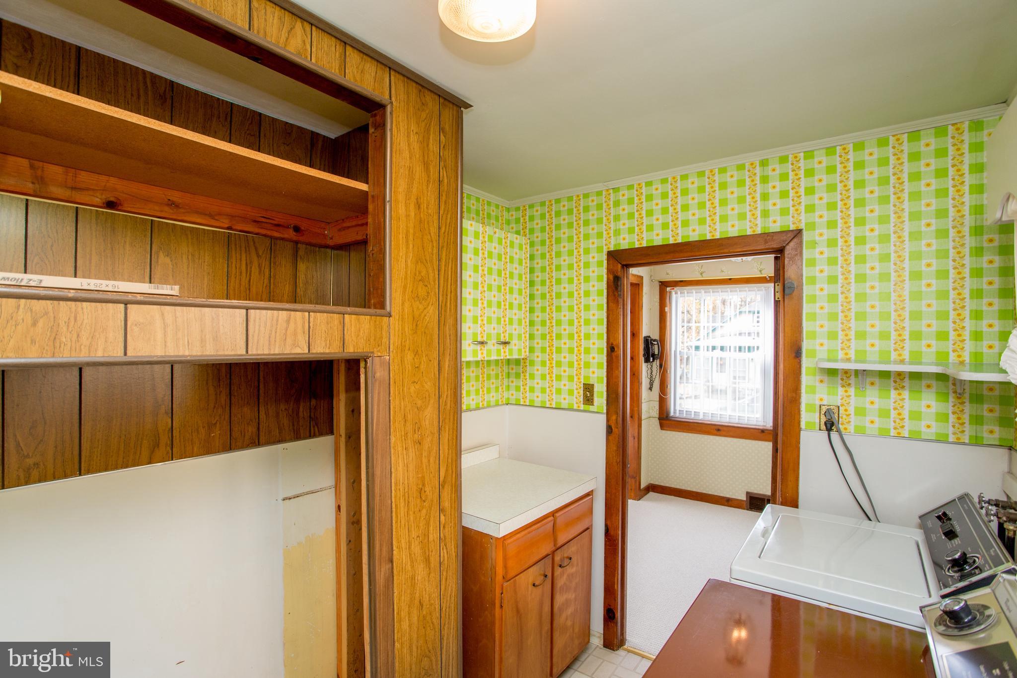 WILLOW MANOR - Residential