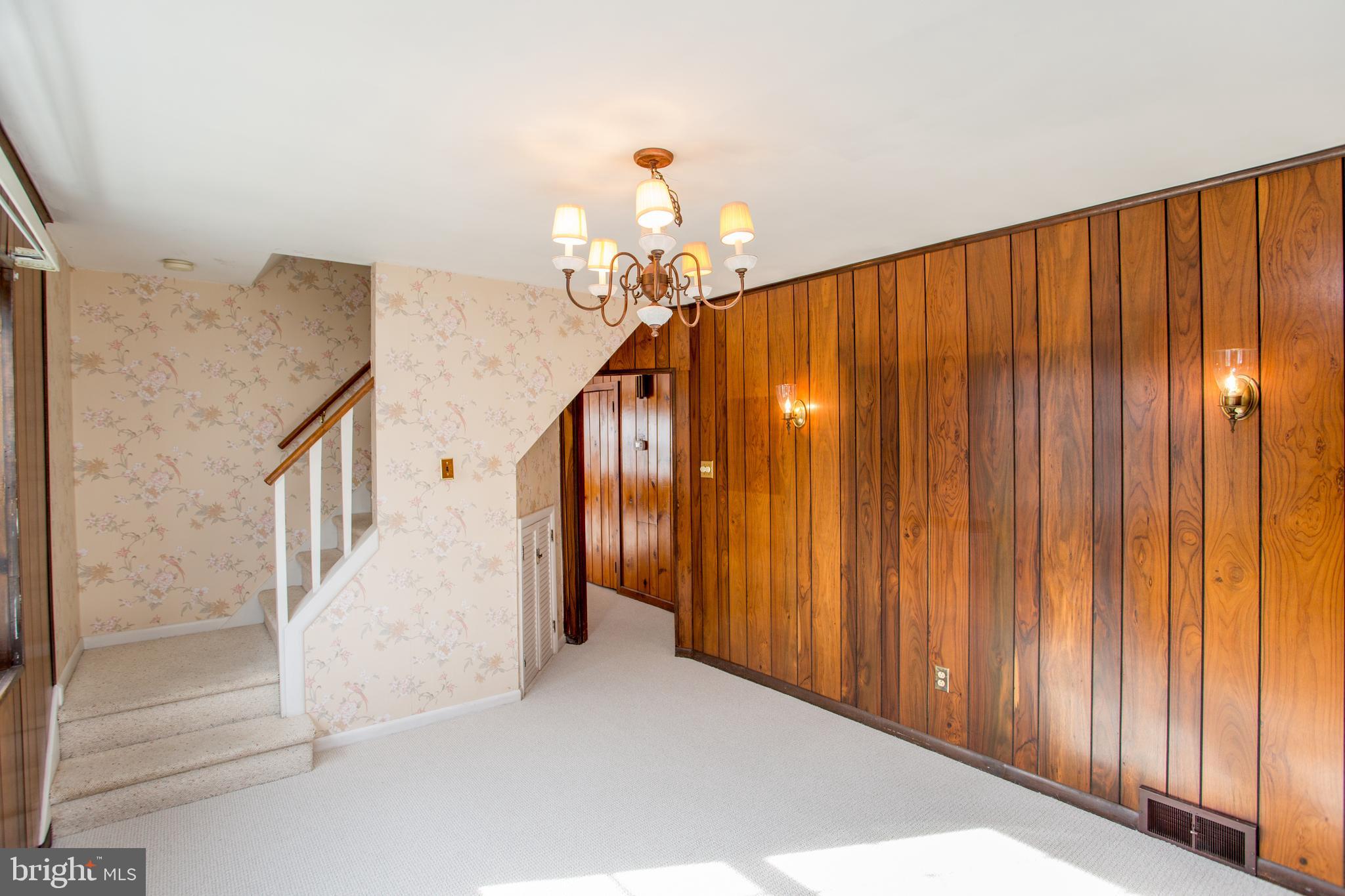 WILLOW MANOR - Residential