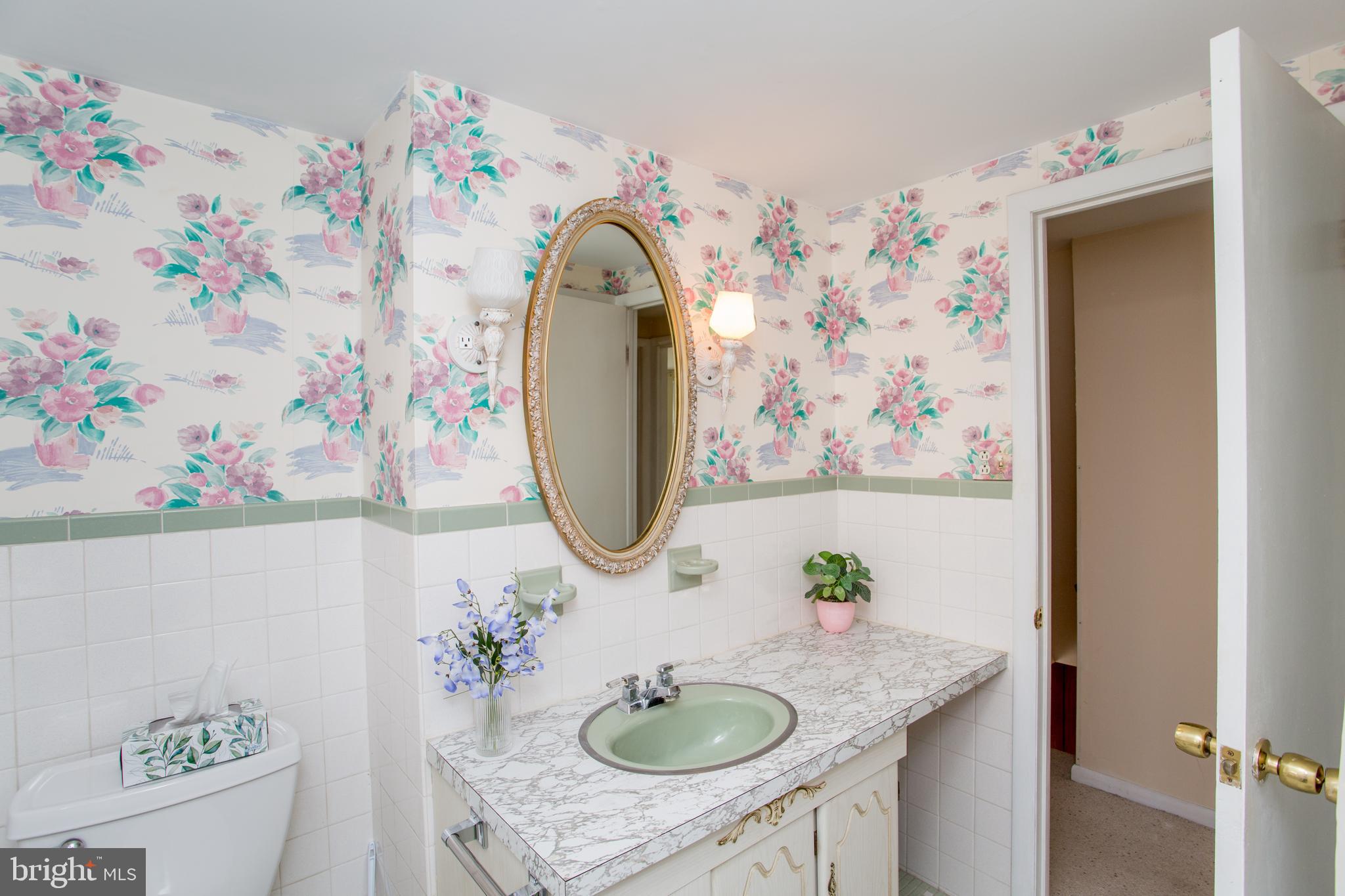 WILLOW MANOR - Residential