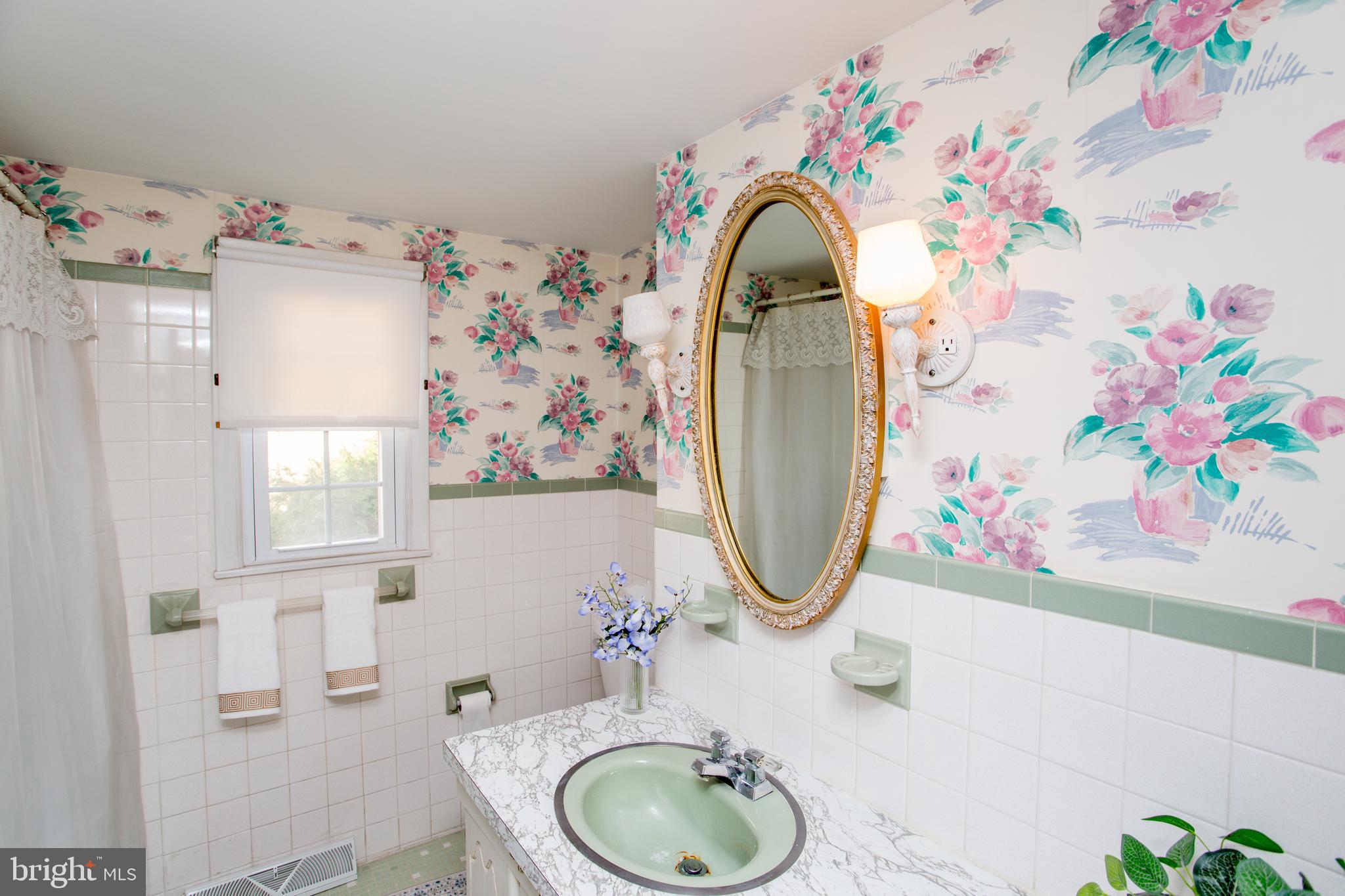 WILLOW MANOR - Residential