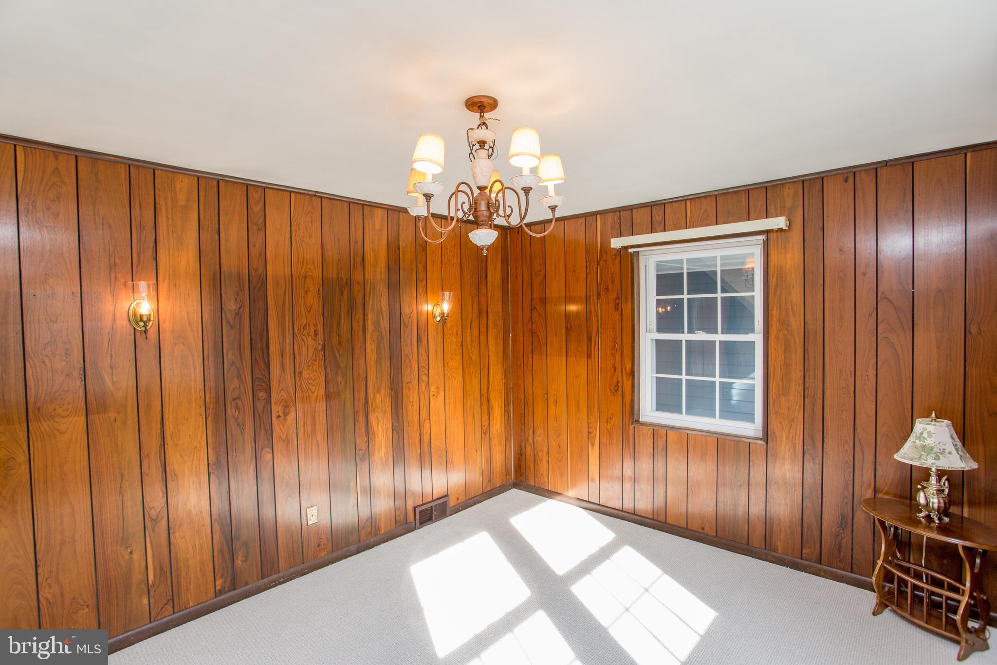 WILLOW MANOR - Residential