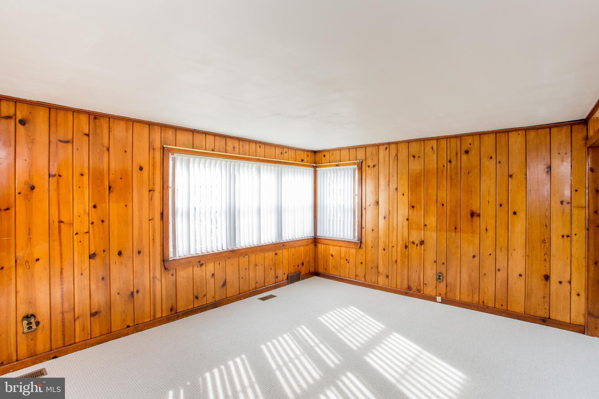 WILLOW MANOR - Residential