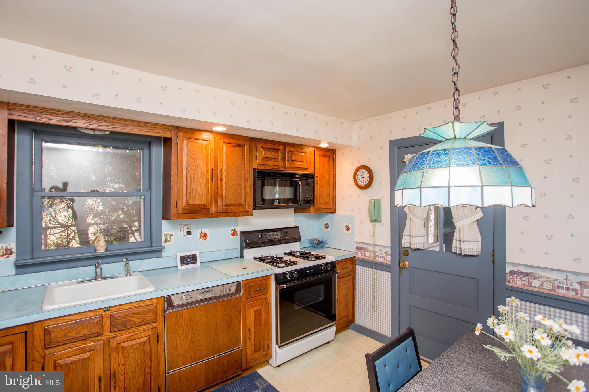 WILLOW MANOR - Residential