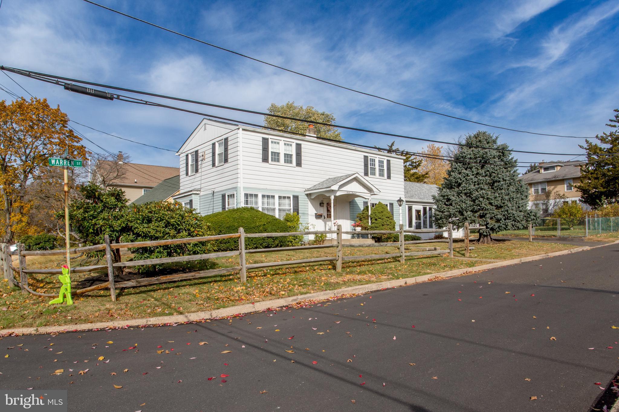 WILLOW MANOR - Residential