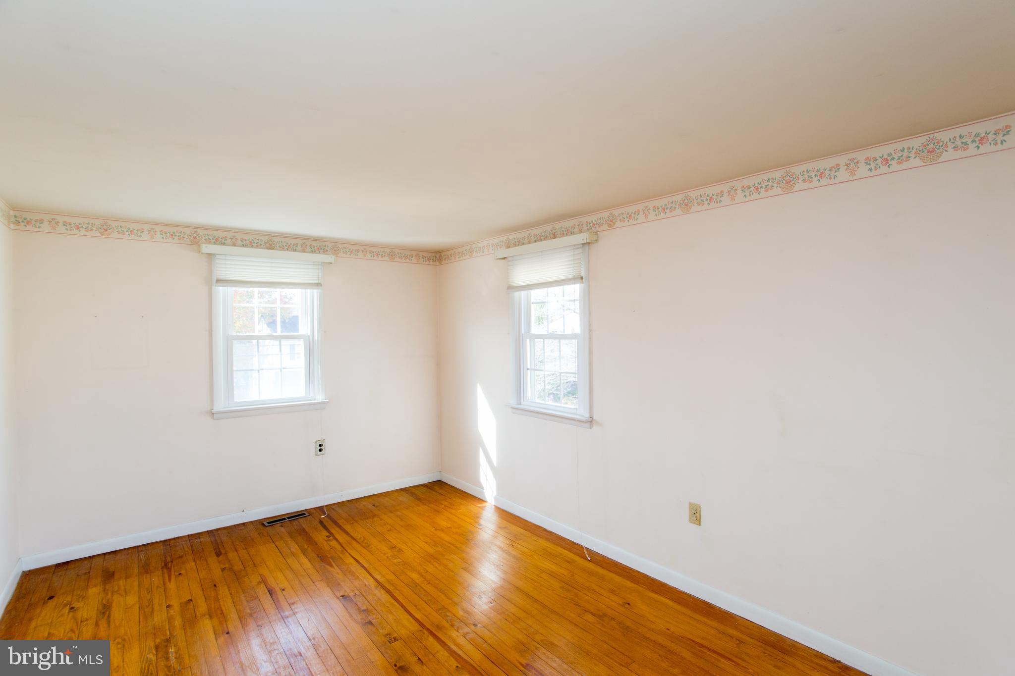 WILLOW MANOR - Residential