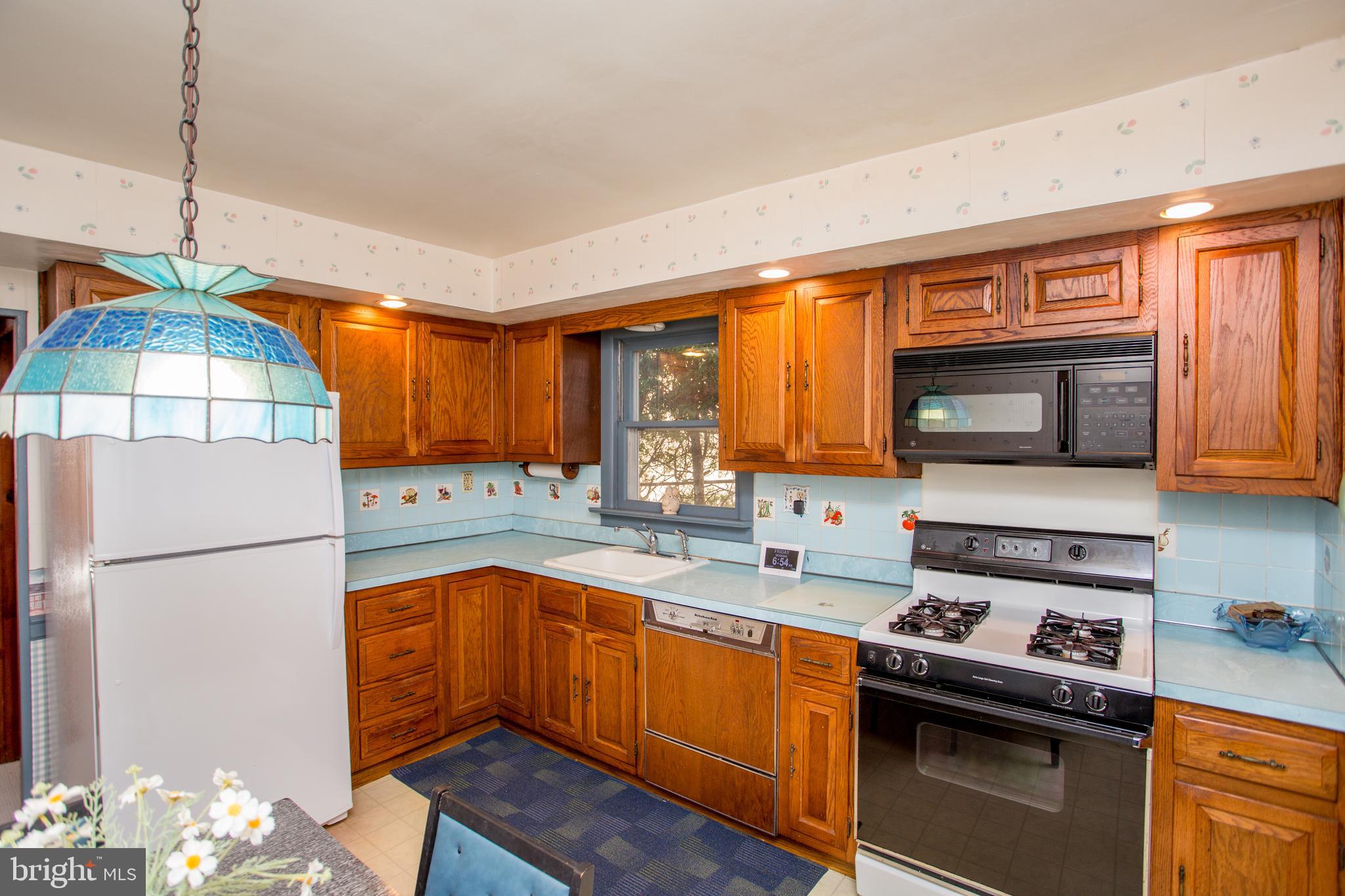 WILLOW MANOR - Residential