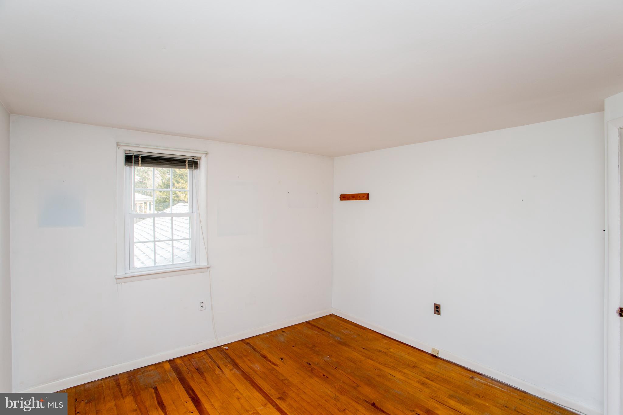 WILLOW MANOR - Residential