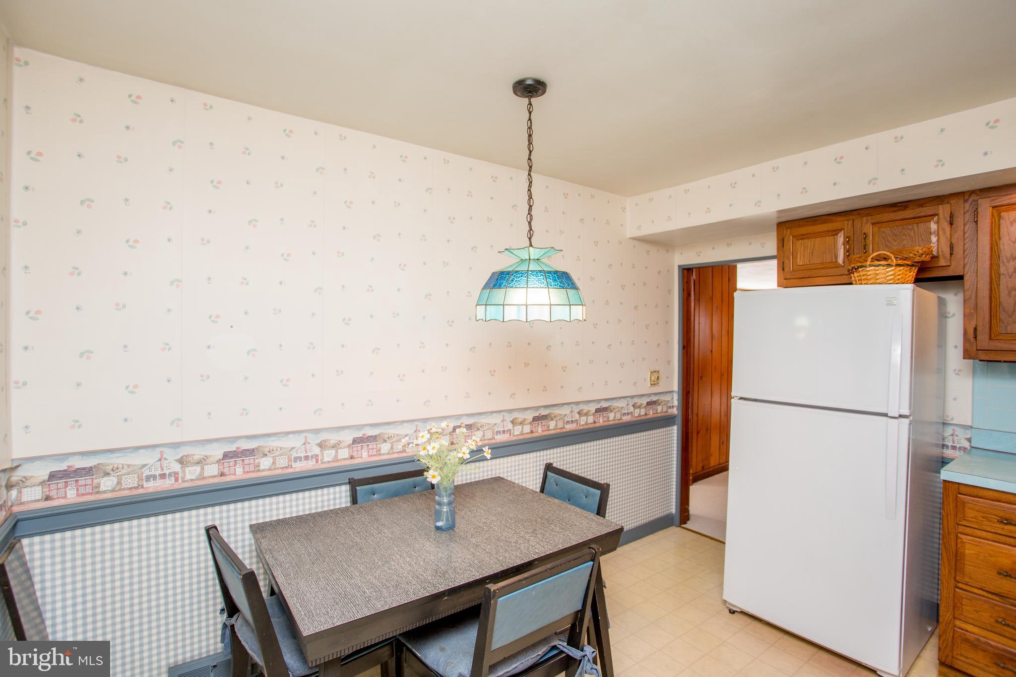 WILLOW MANOR - Residential