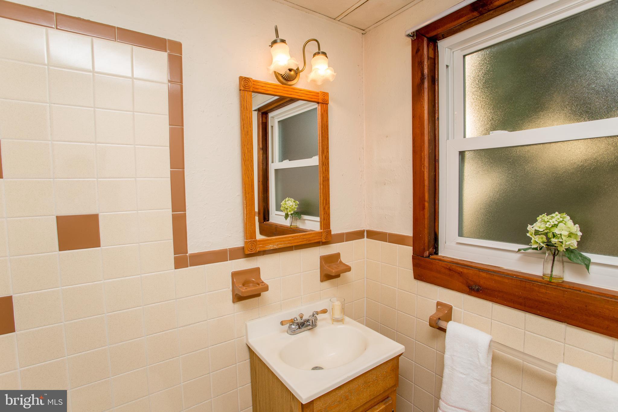 WILLOW MANOR - Residential