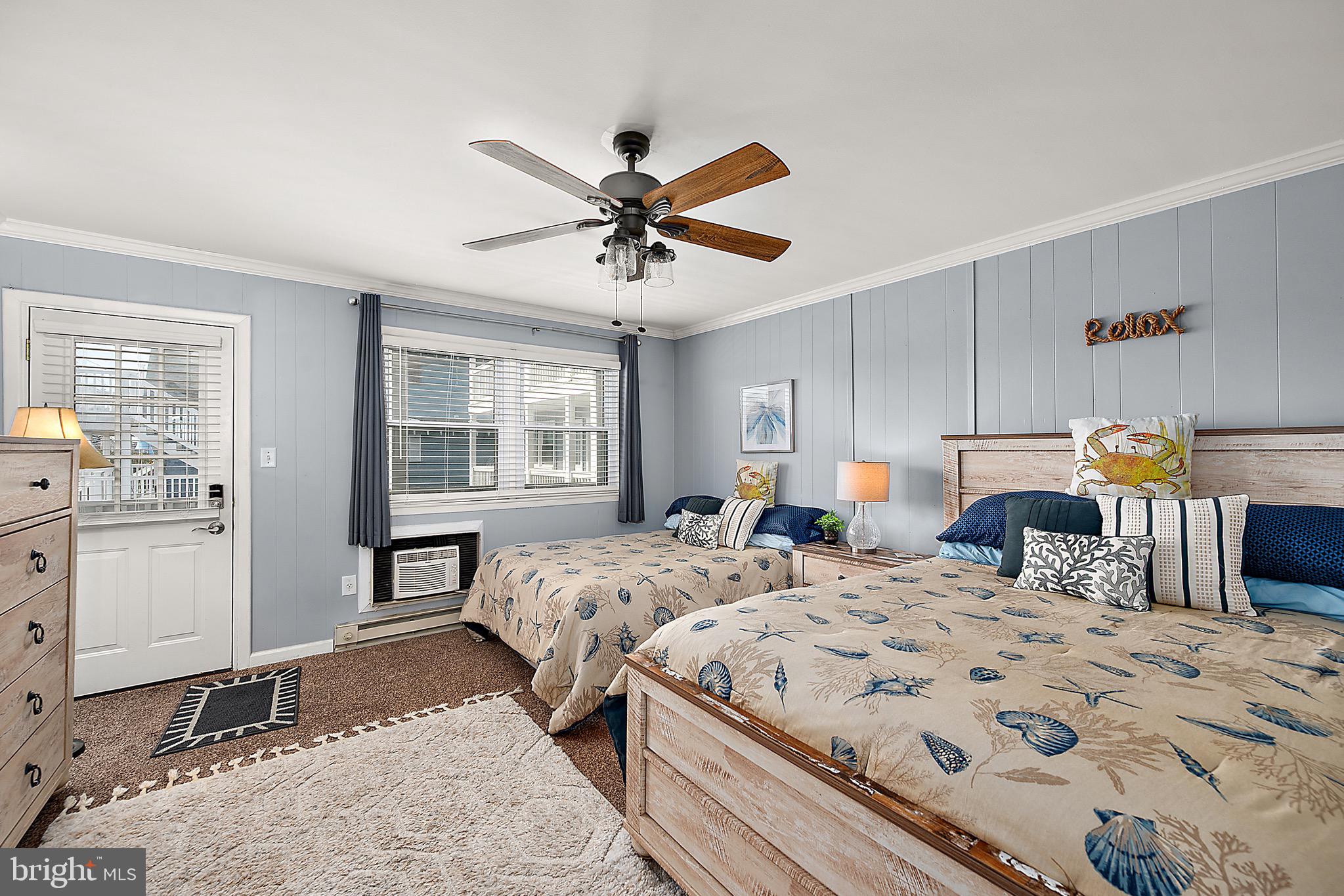 HITCHENS & TRIMPER - Residential