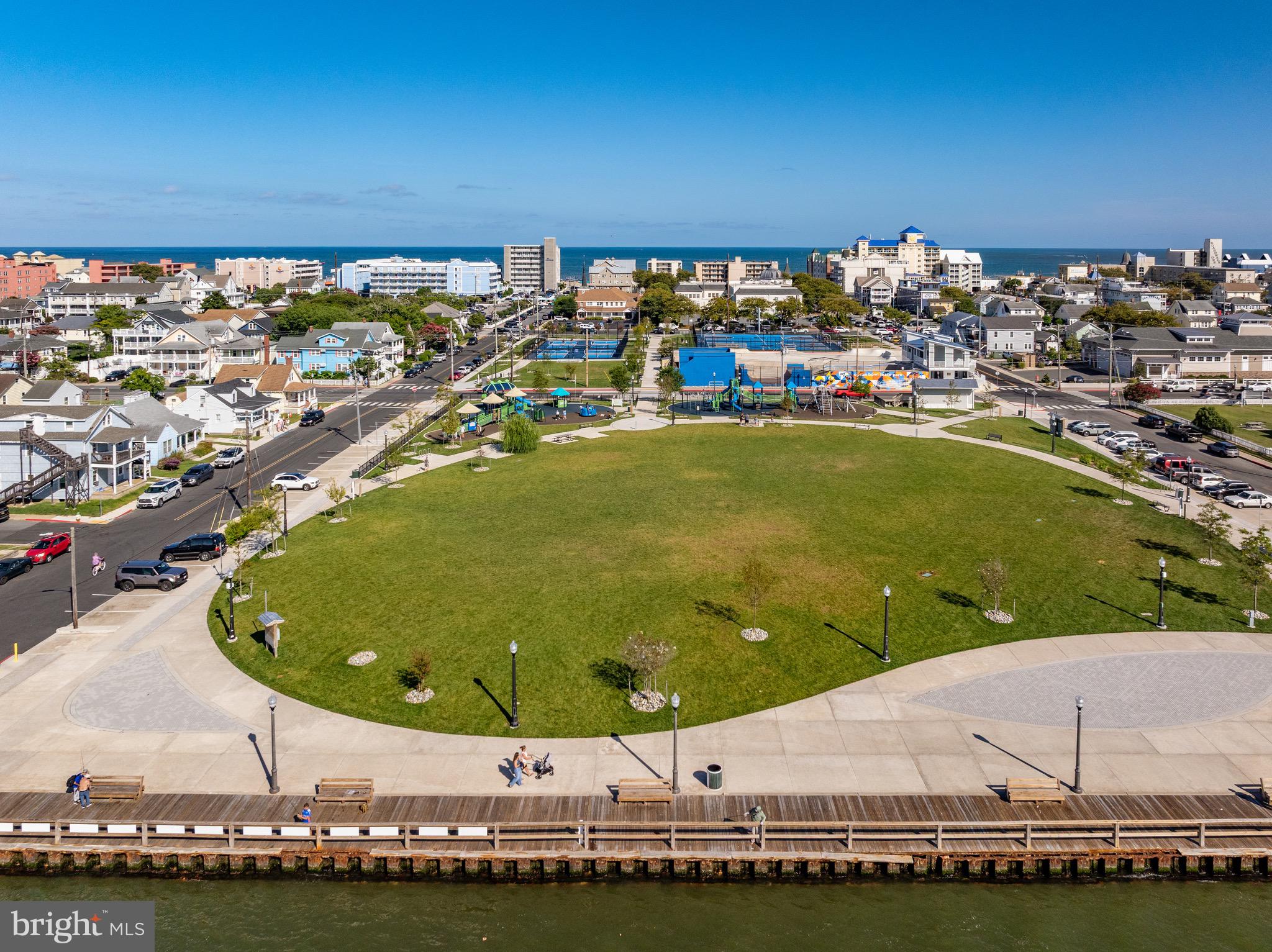 HITCHENS & TRIMPER - Residential