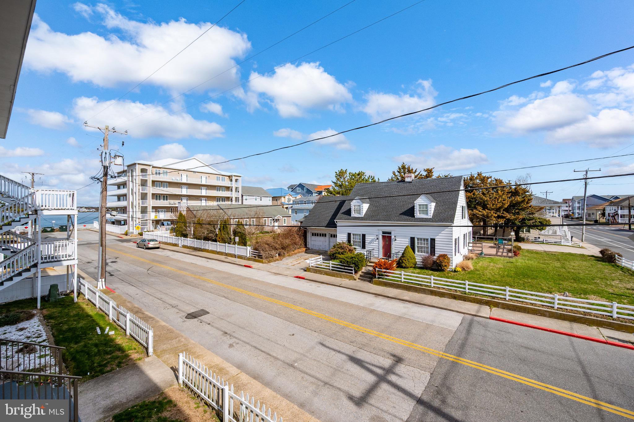 HITCHENS & TRIMPER - Residential