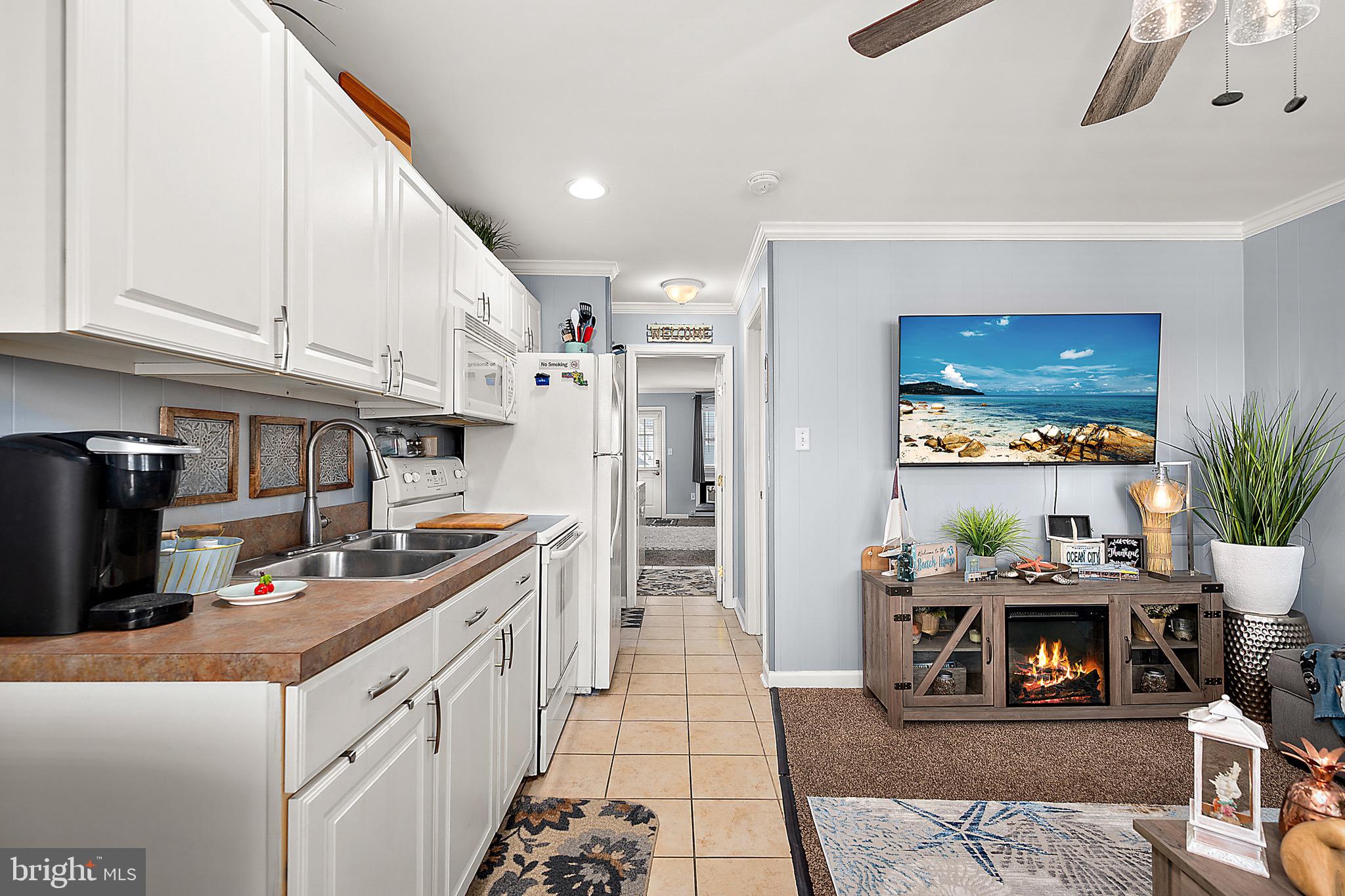 HITCHENS & TRIMPER - Residential