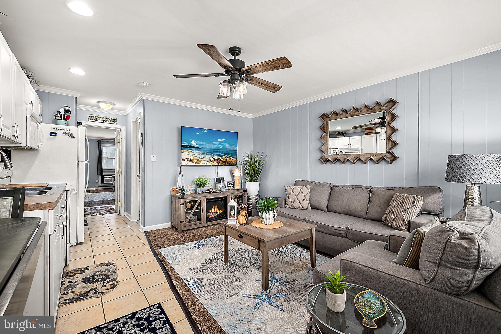 HITCHENS & TRIMPER - Residential