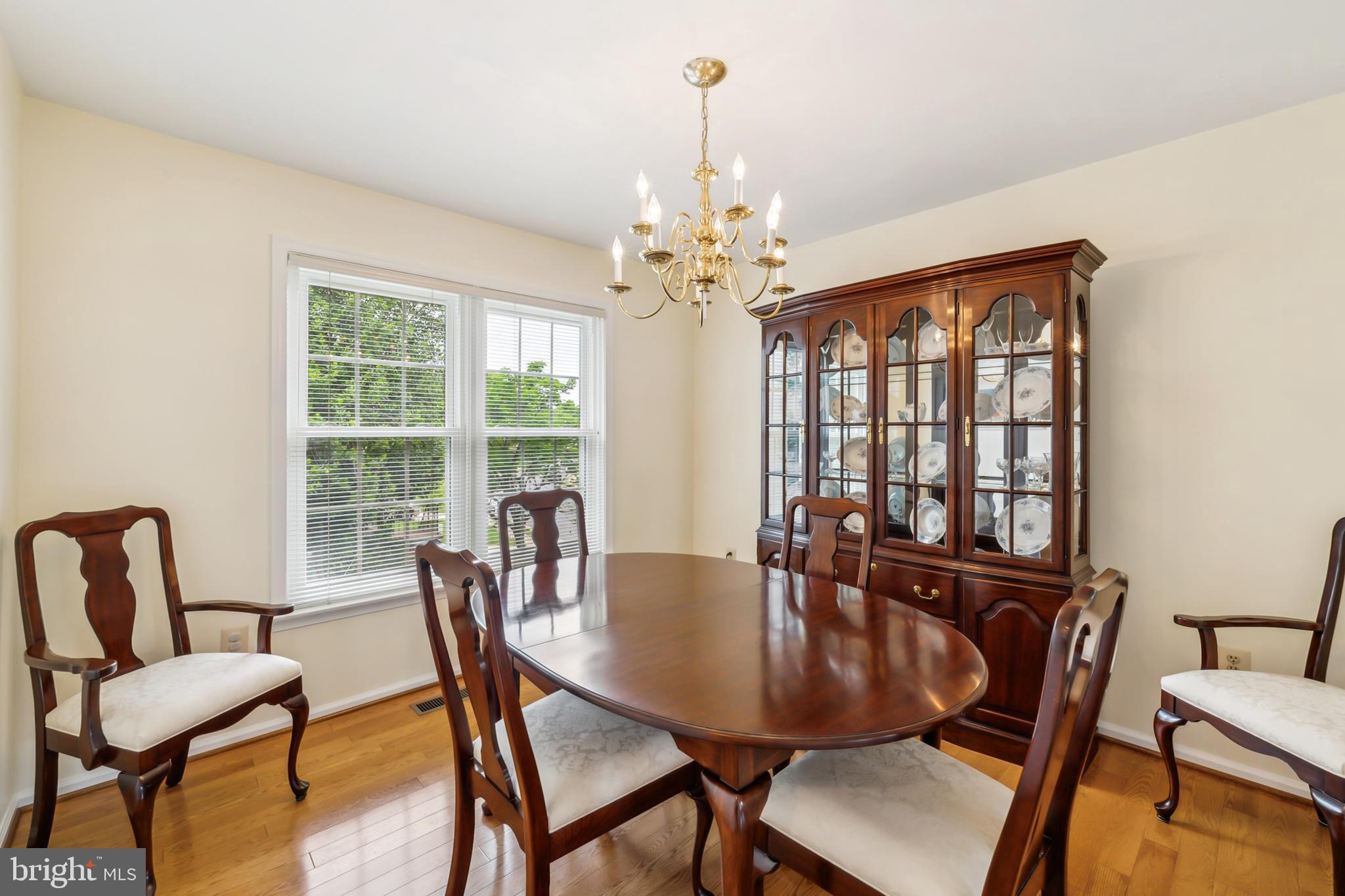 1276 MASON MILL COURT