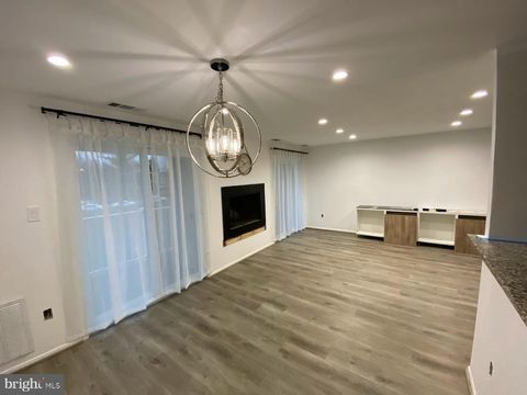 Photo of 1004 Warwick Court, STERLING, VA 20164 (MLS # VALO2118054)