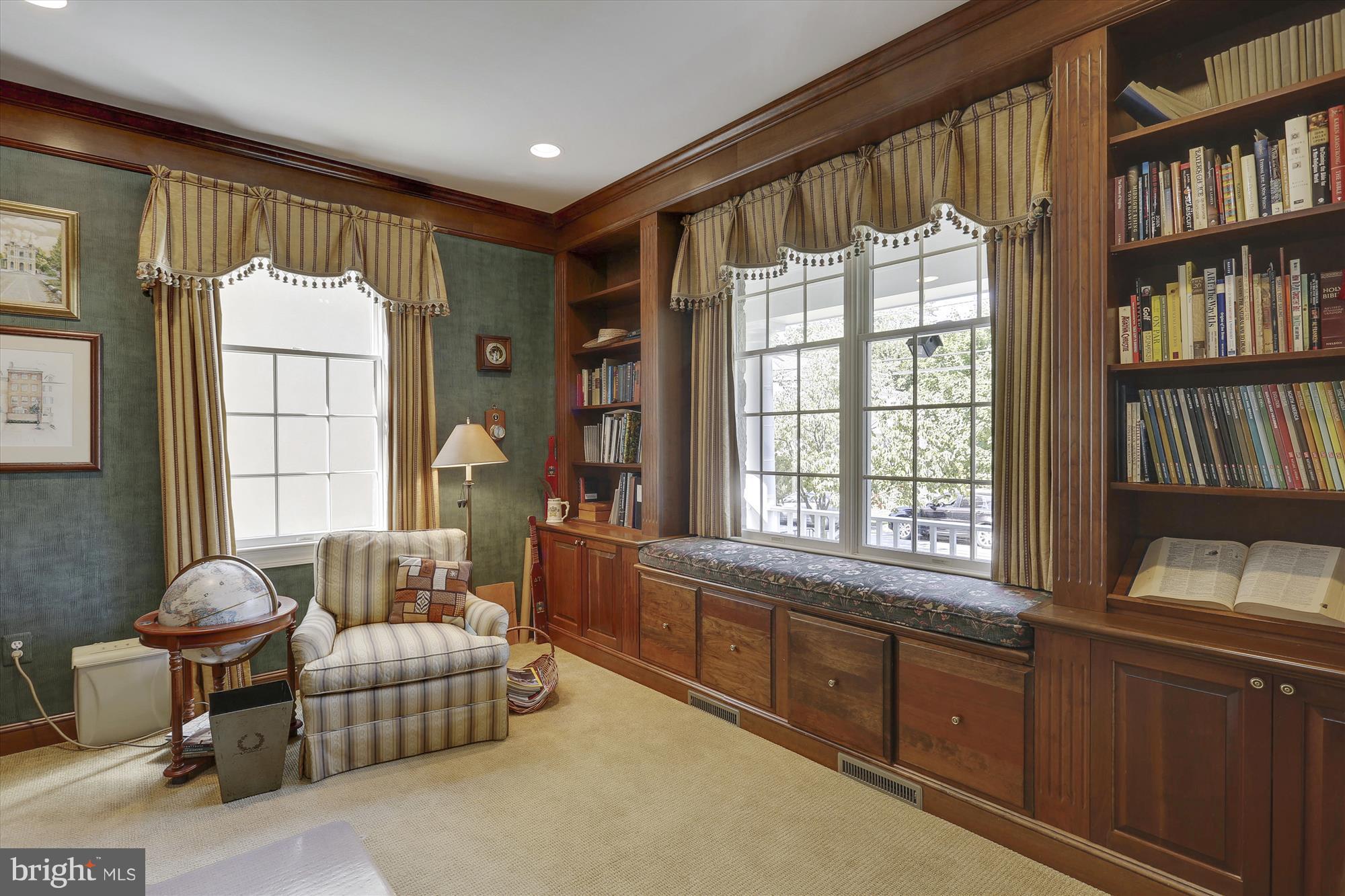 CHEVY CHASE GARDENS - Residential