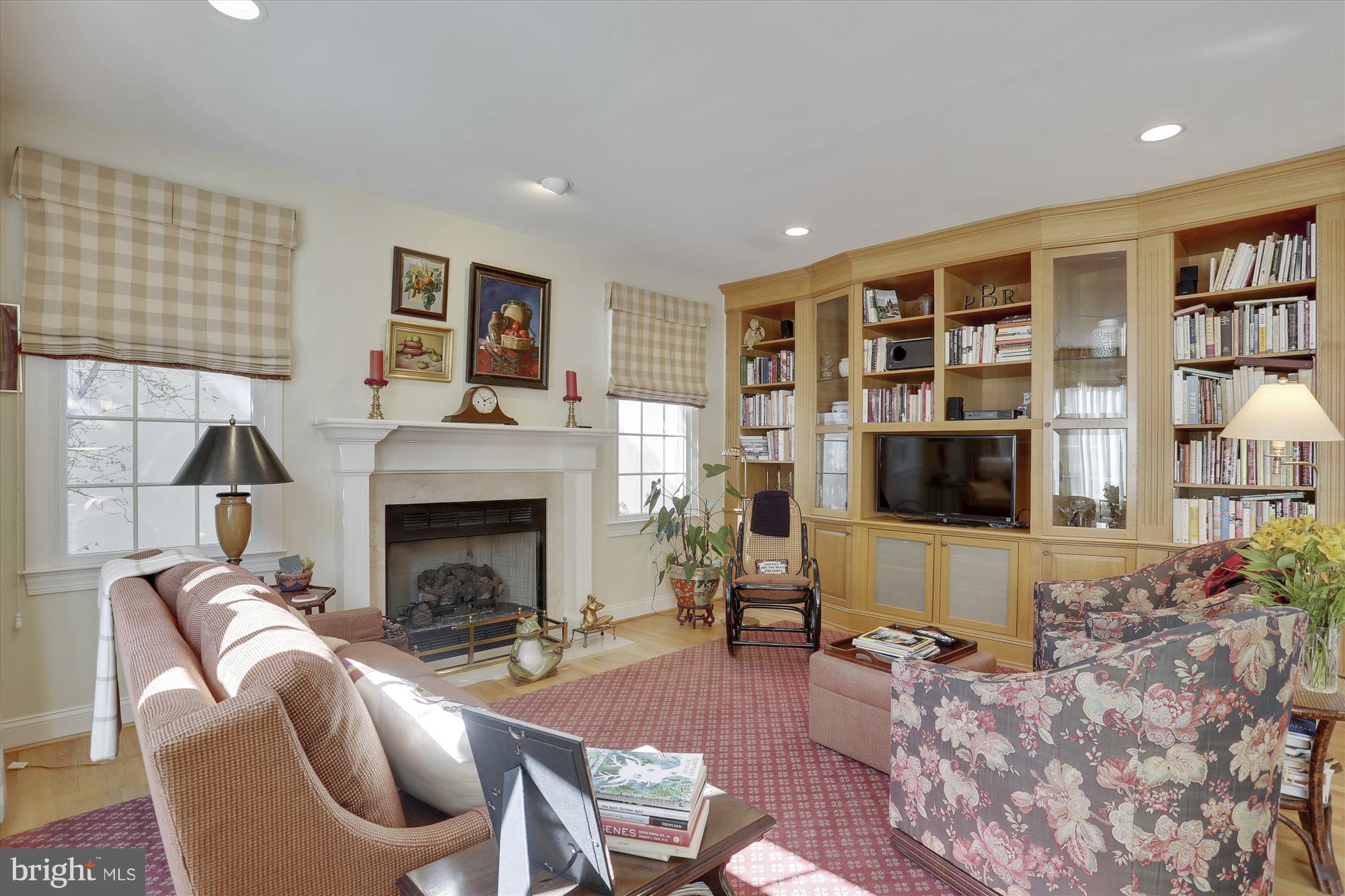 CHEVY CHASE GARDENS - Residential