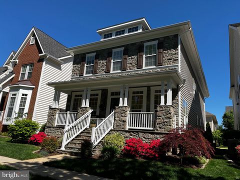 5923 EMBRY SPRING LANE ALEXANDRIA VA 22315