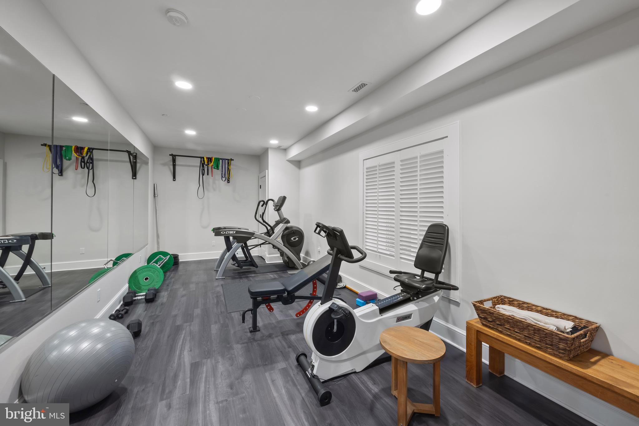 HARBOR VIEW - Residential