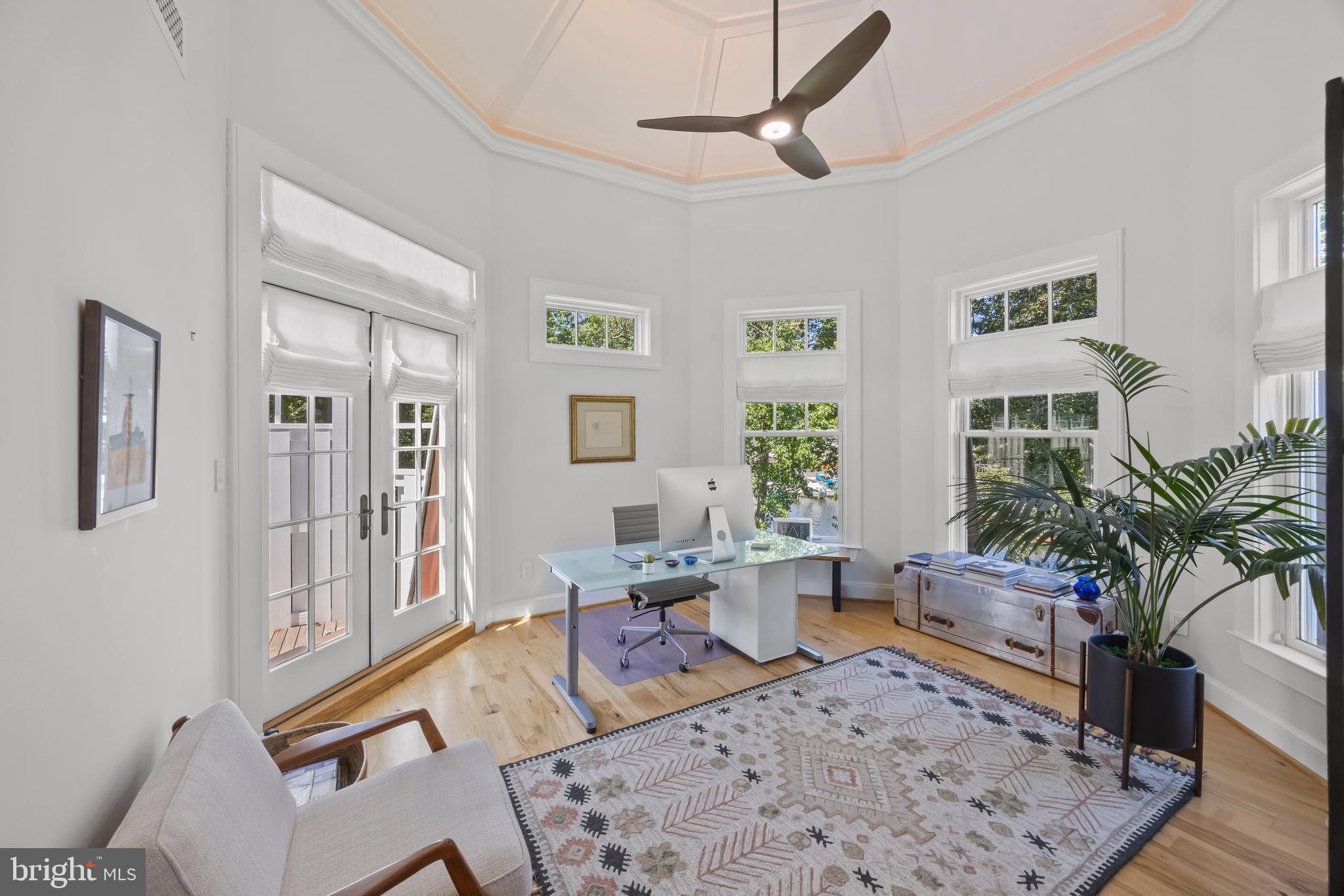 HARBOR VIEW - Residential