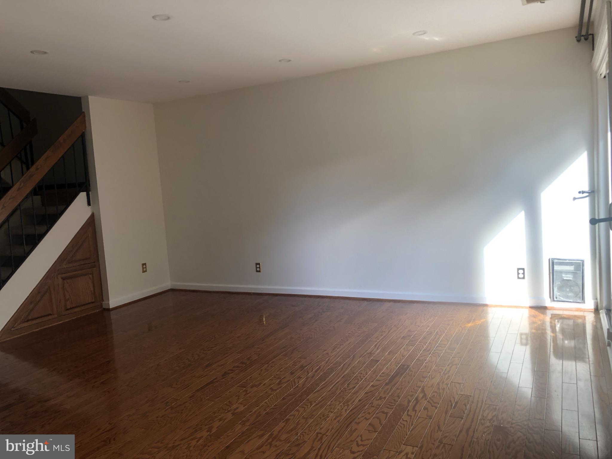 RESTON - Residential Lease