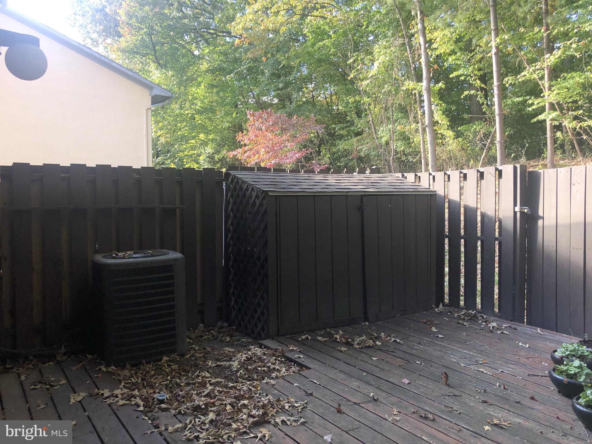 RESTON - Residential Lease