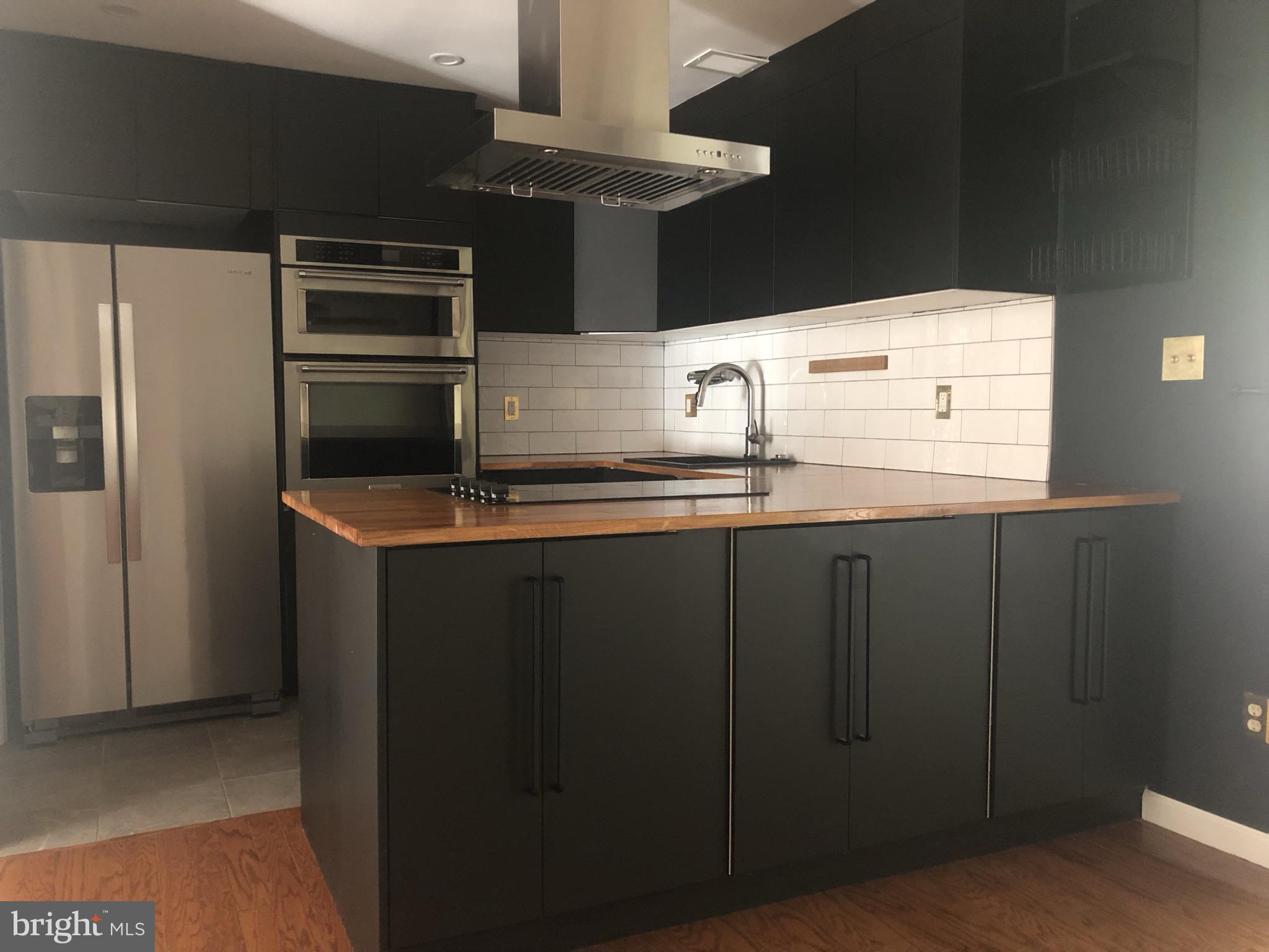 RESTON - Residential Lease