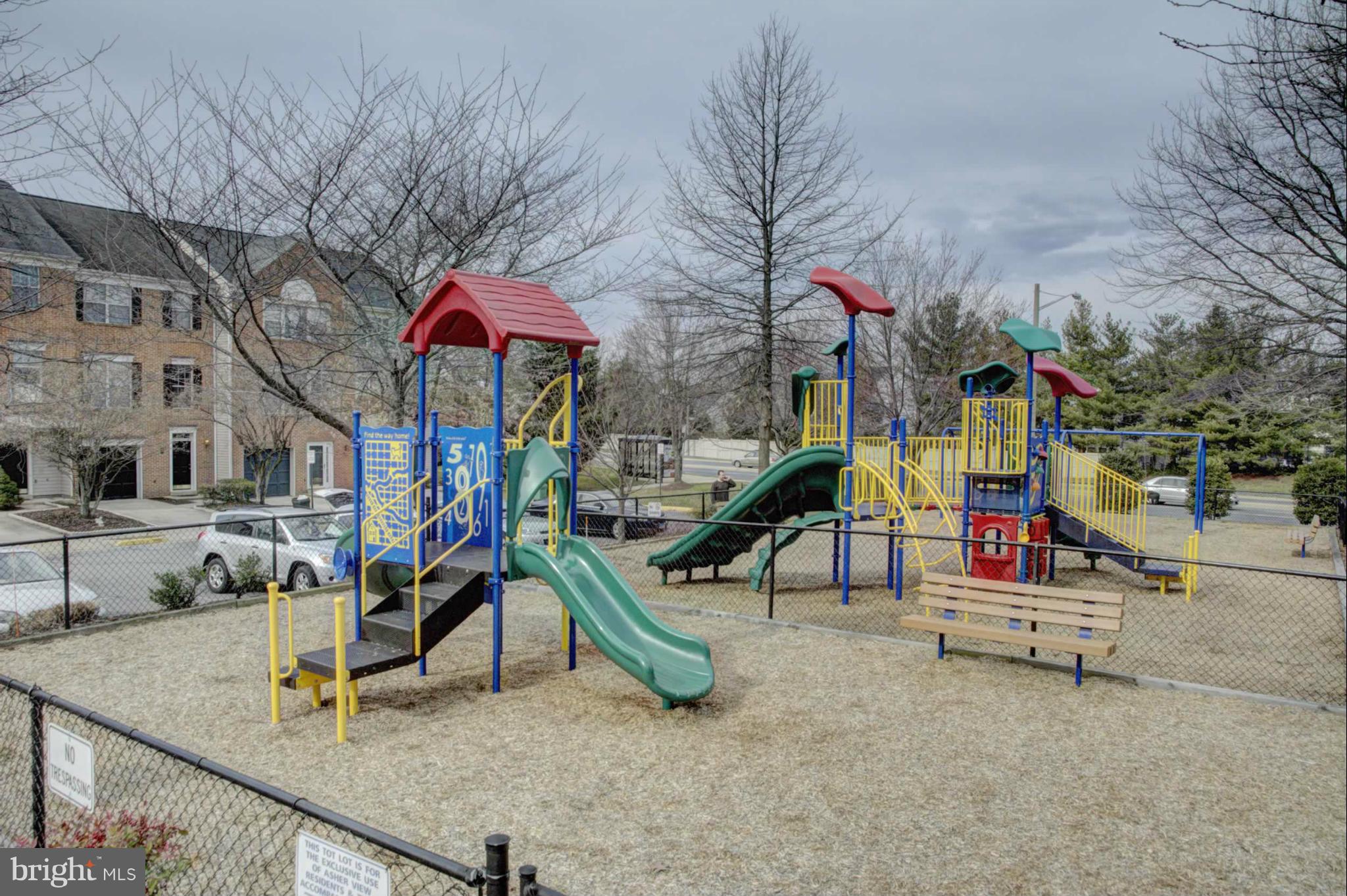 CENTRE RIDGE LAND BAY - Residential