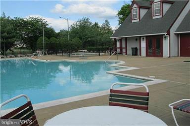 CENTRE RIDGE LAND BAY - Residential