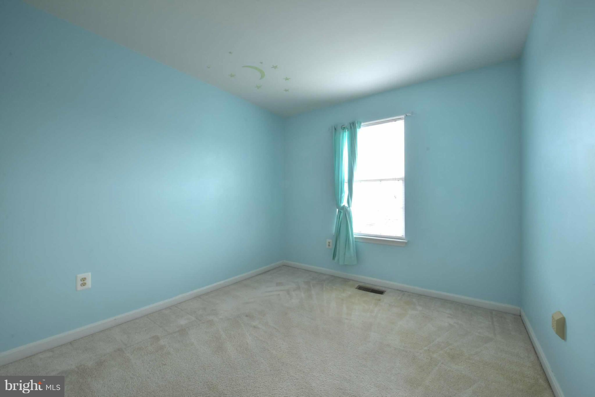 CENTRE RIDGE LAND BAY - Residential