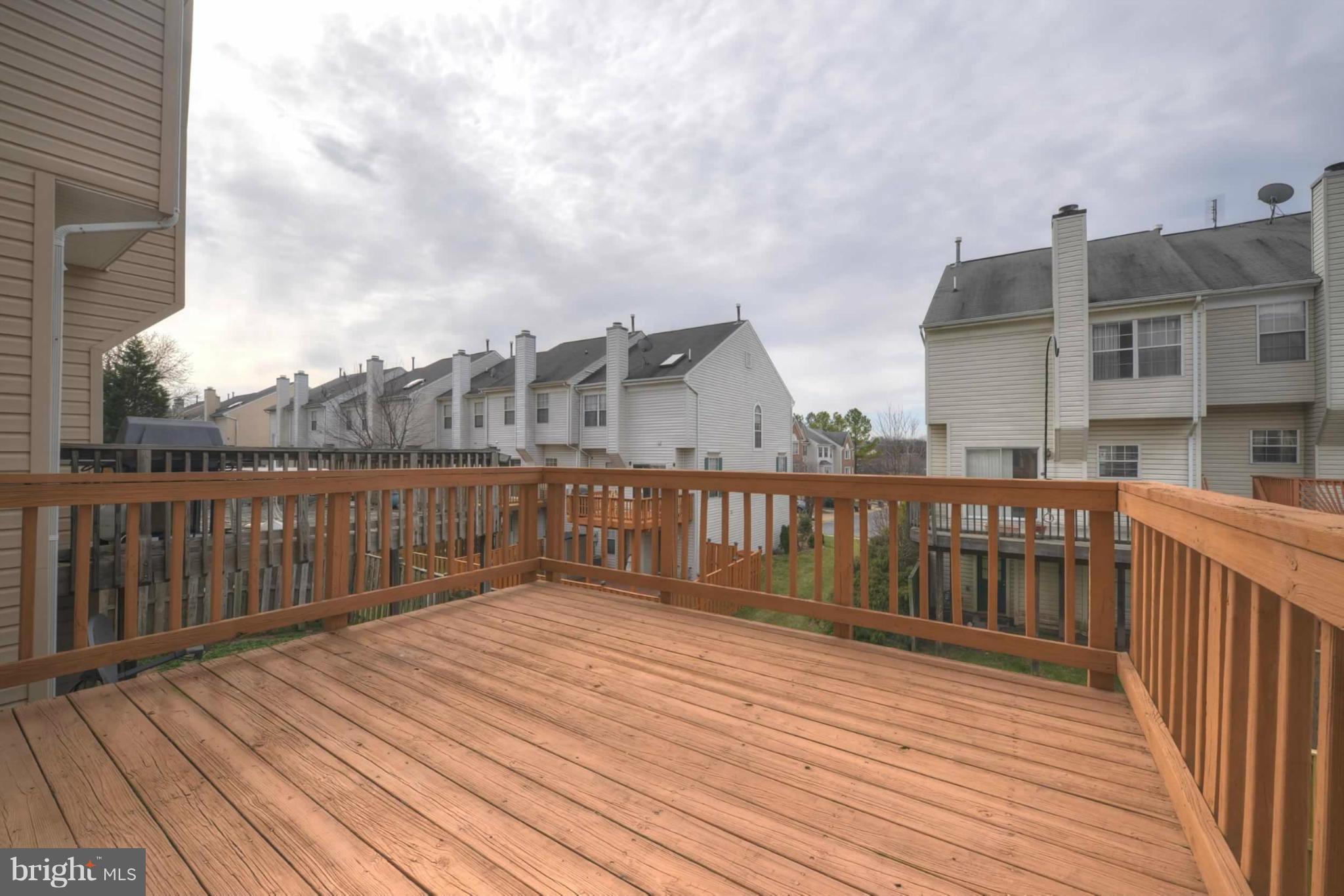 CENTRE RIDGE LAND BAY - Residential