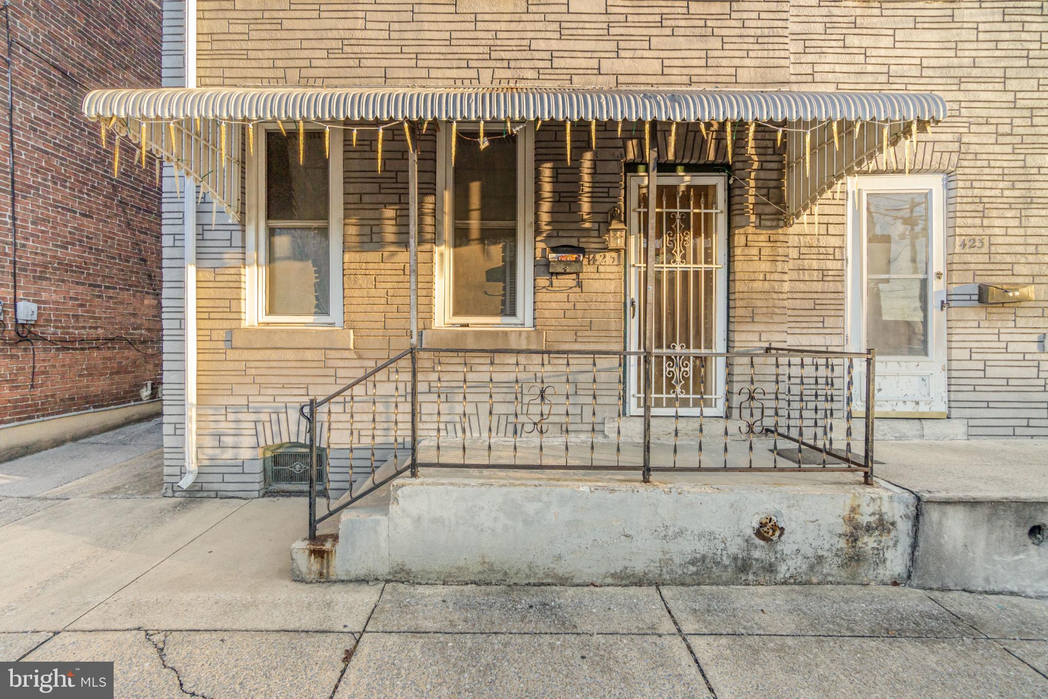 425 CANAL STREET