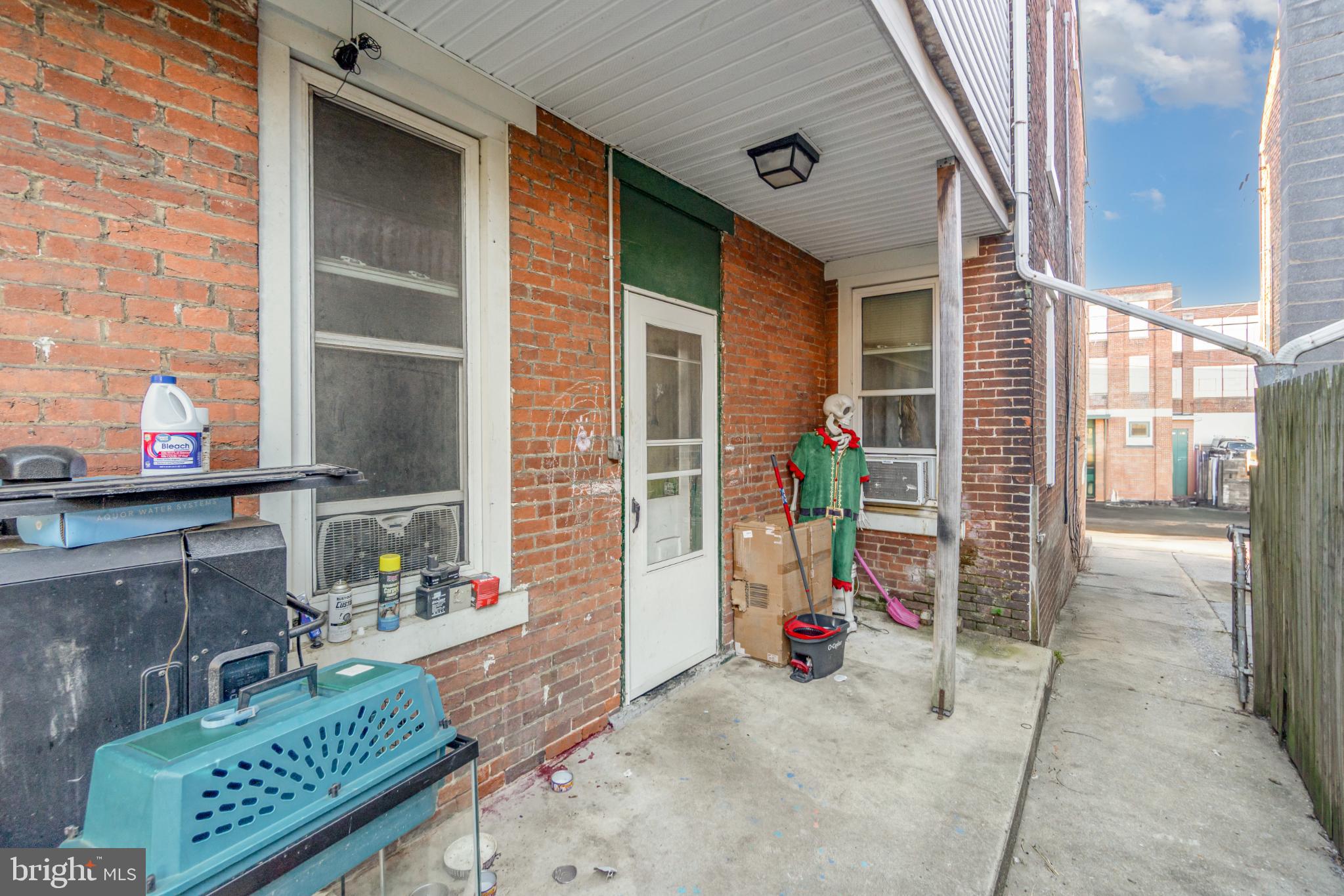 425 CANAL STREET