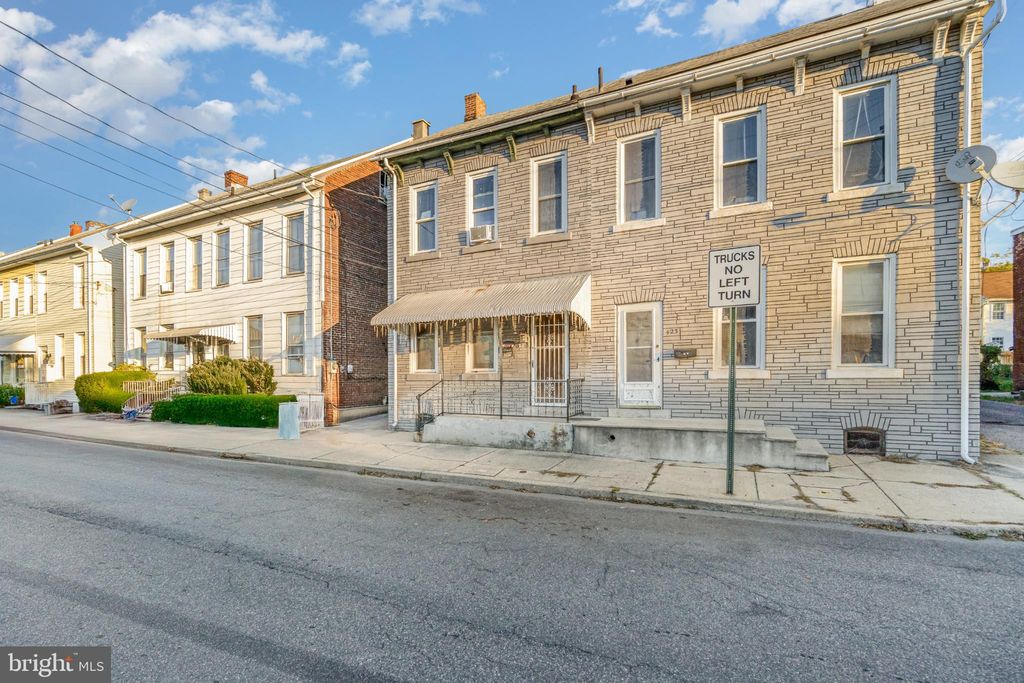 Photo of 425 Canal Street, LEBANON, PA 17046 (MLS # PALN2023446)