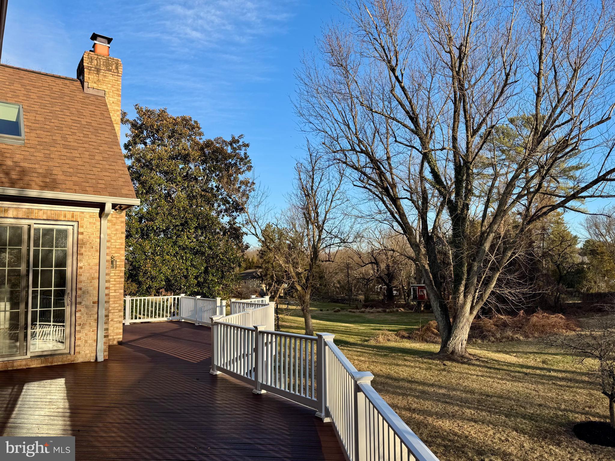 WOODSIDE ESTATES - Residential Lease