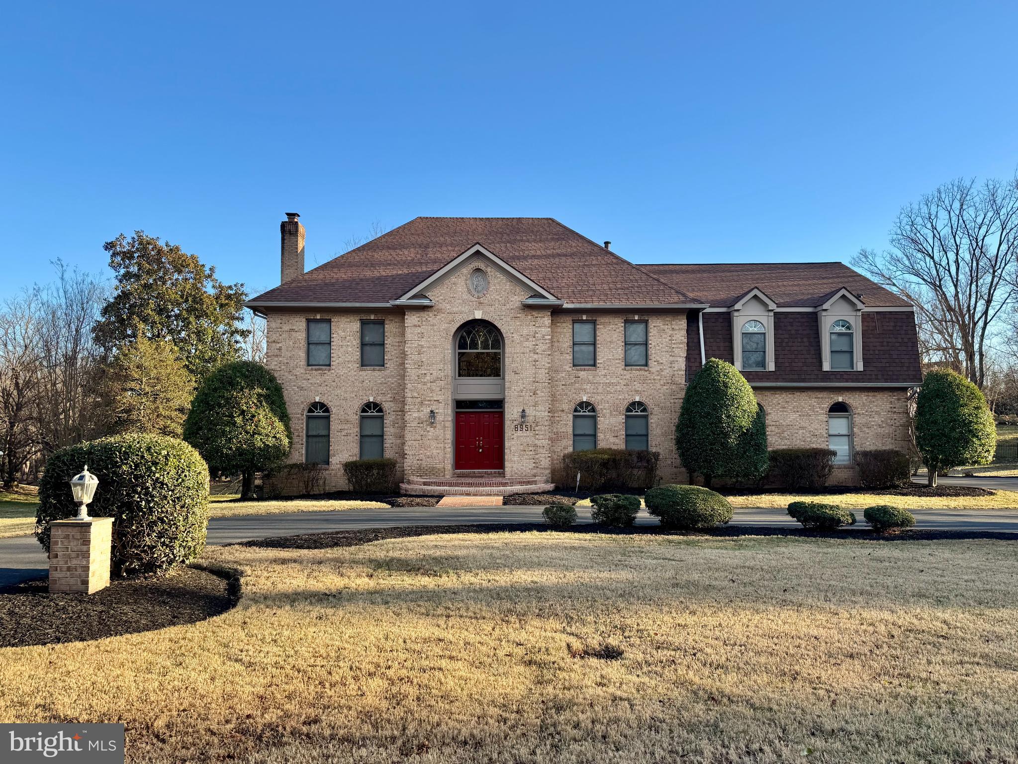 WOODSIDE ESTATES - Residential Lease