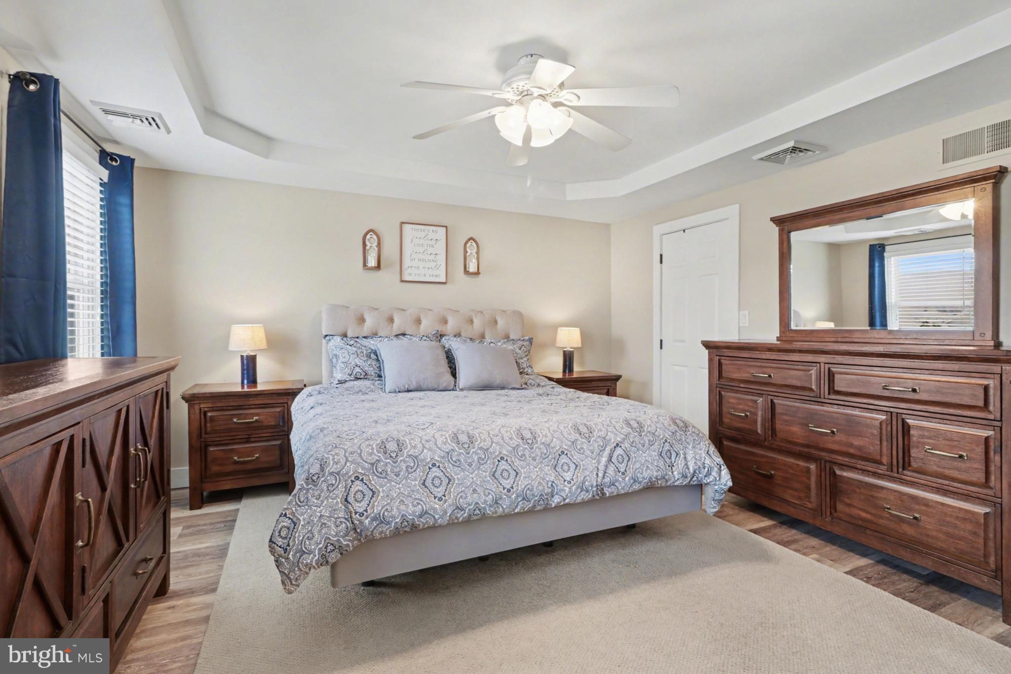 THE MEADOWS - Residential