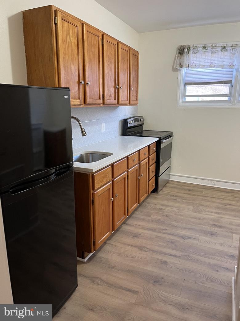 MAYFAIR (WEST) - Residential Lease