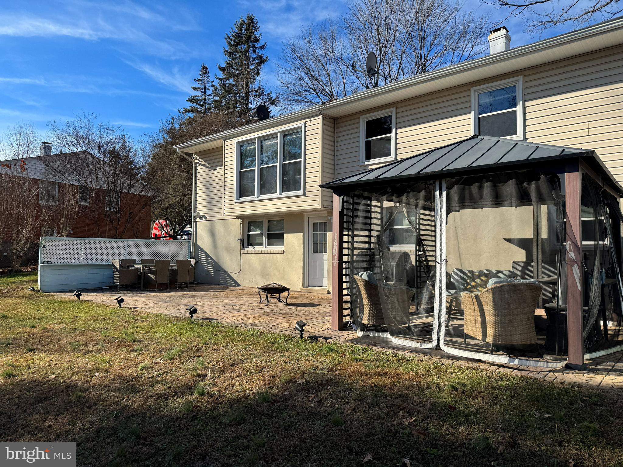 VIENNA WOODS - Residential