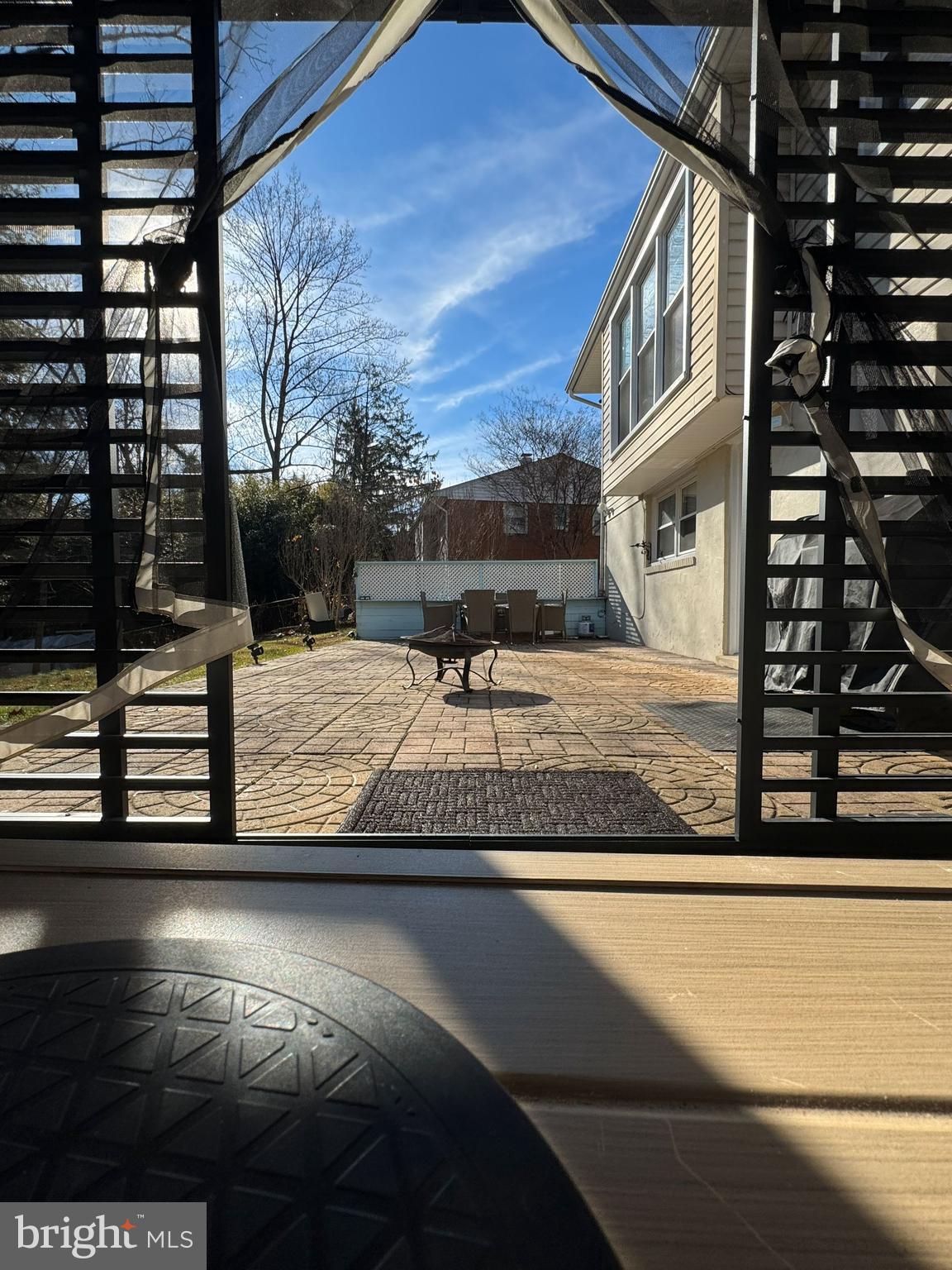 VIENNA WOODS - Residential