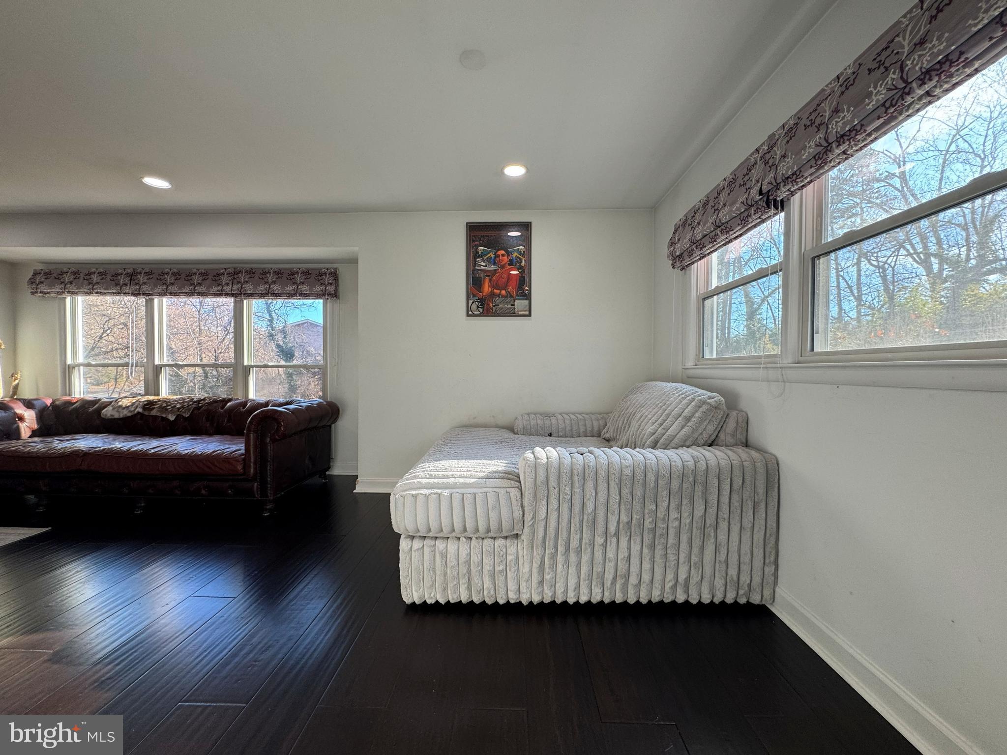 VIENNA WOODS - Residential