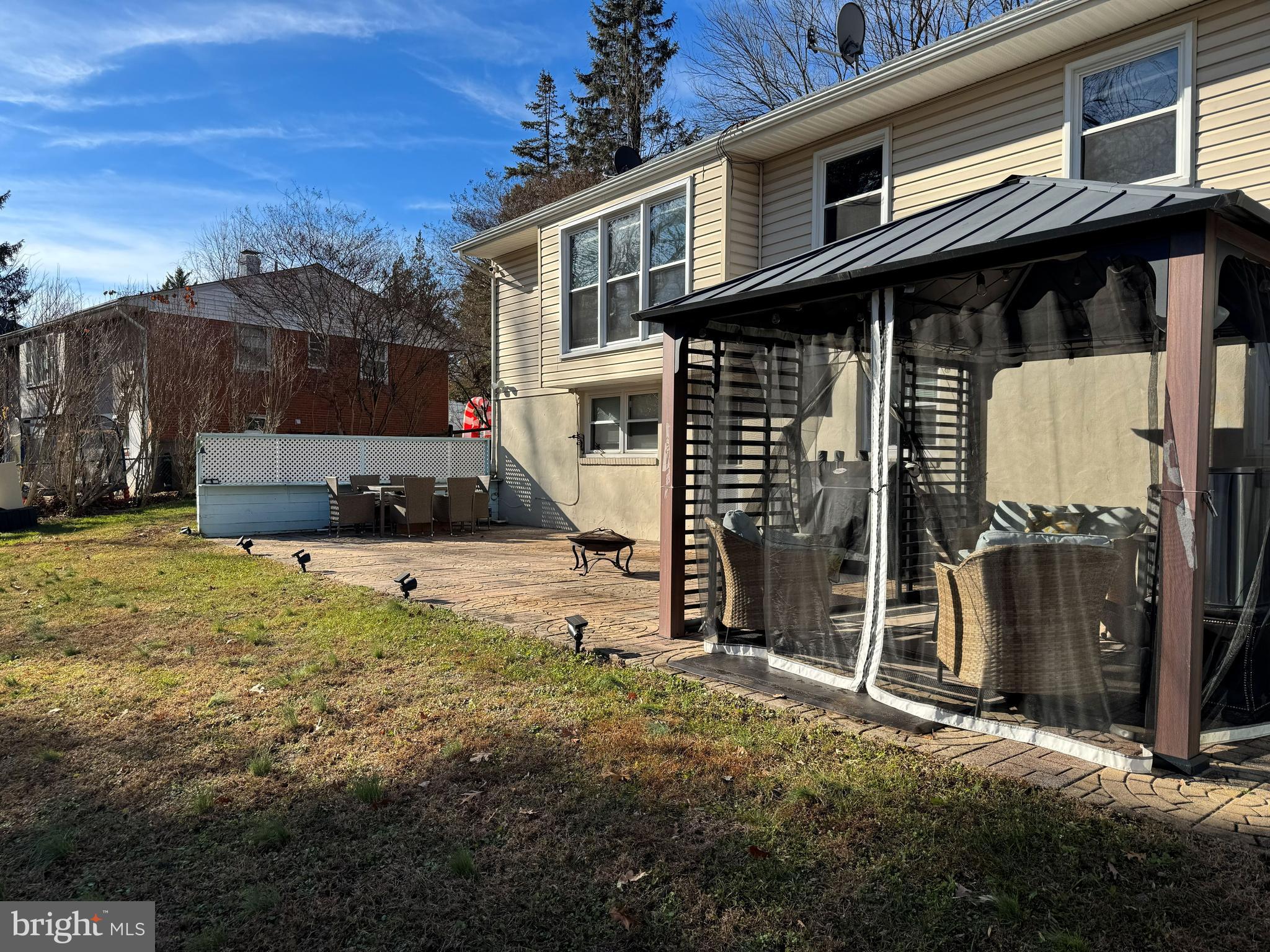 VIENNA WOODS - Residential